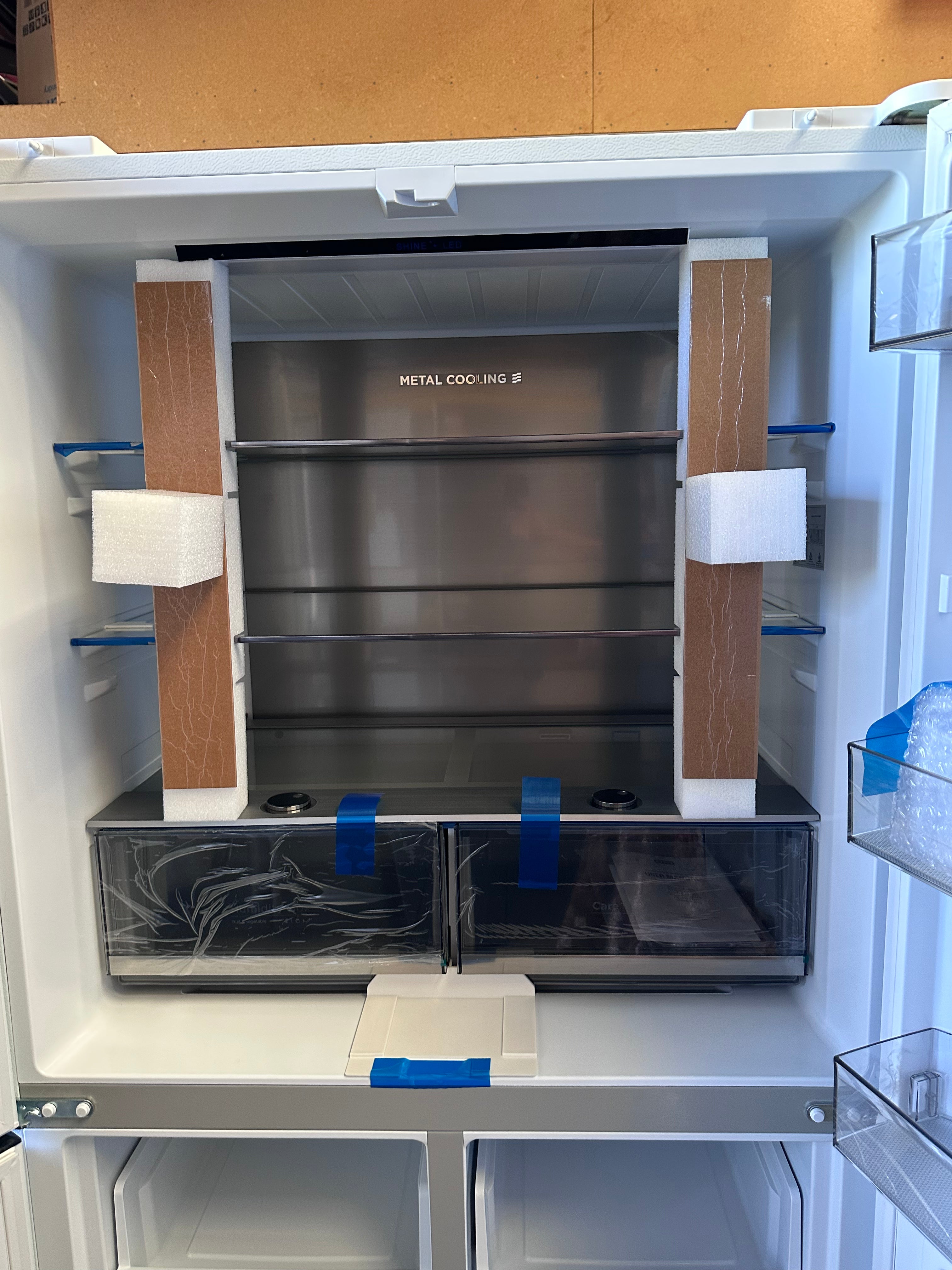 Brand New CHiQ 601L French Door Refrigerator in White - CCD598NWS Model with 5-Year Warranty | Energy Efficient Large Capacity Fridge for Modern Kitchen, Family Home & Restaurant Use