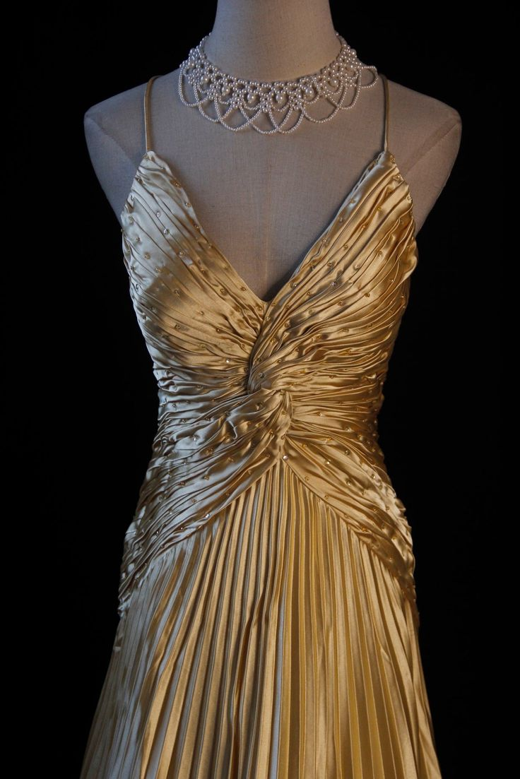 Elegant Gold A-Line Spaghetti Strap Satin Long Prom Dress with V-Neck & Pleated Details - Perfect for Evening Gowns, Formal Dances, Weddings & Special Occasions