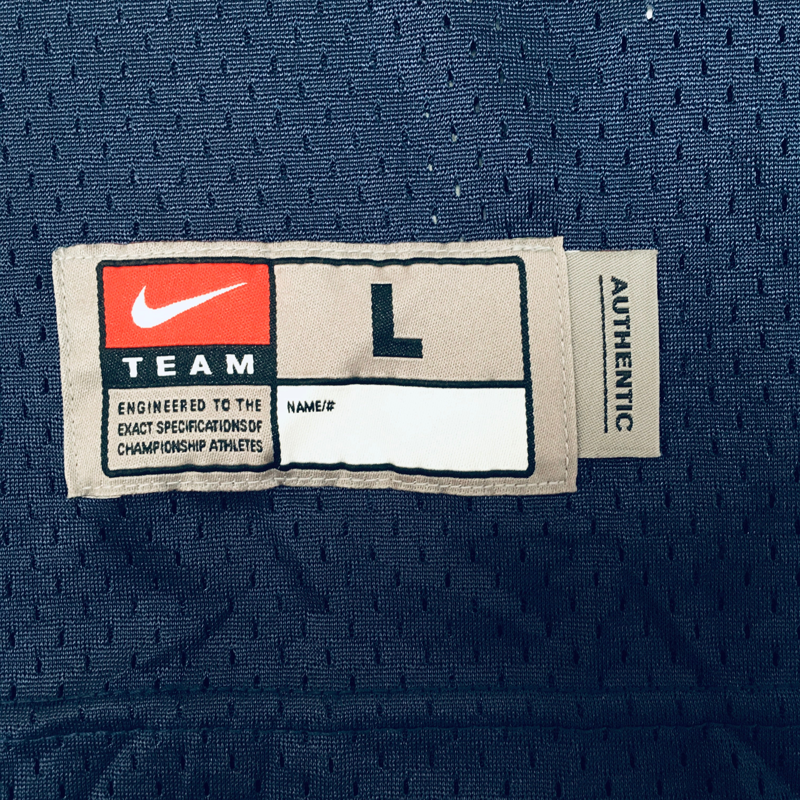 Pittsburgh Panthers #28 Dion Lewis Nike Football Jersey - Size Large - Official College Football Apparel for Fans & Game Day