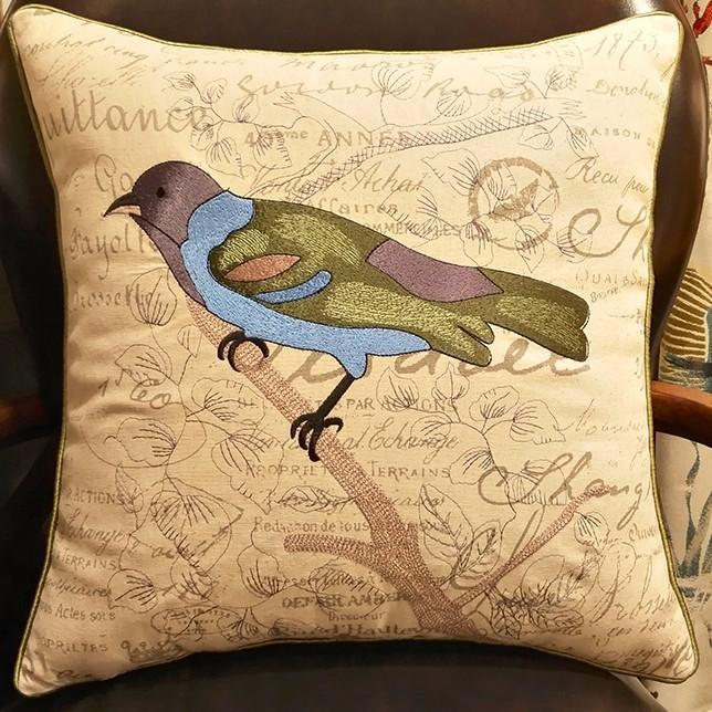 Farmhouse Bird Throw Pillows - Decorative Couch Pillows for Sofa & Living Room - Rustic Home Decor Accent for Farmhouse, Boho, or Country Style Interiors
