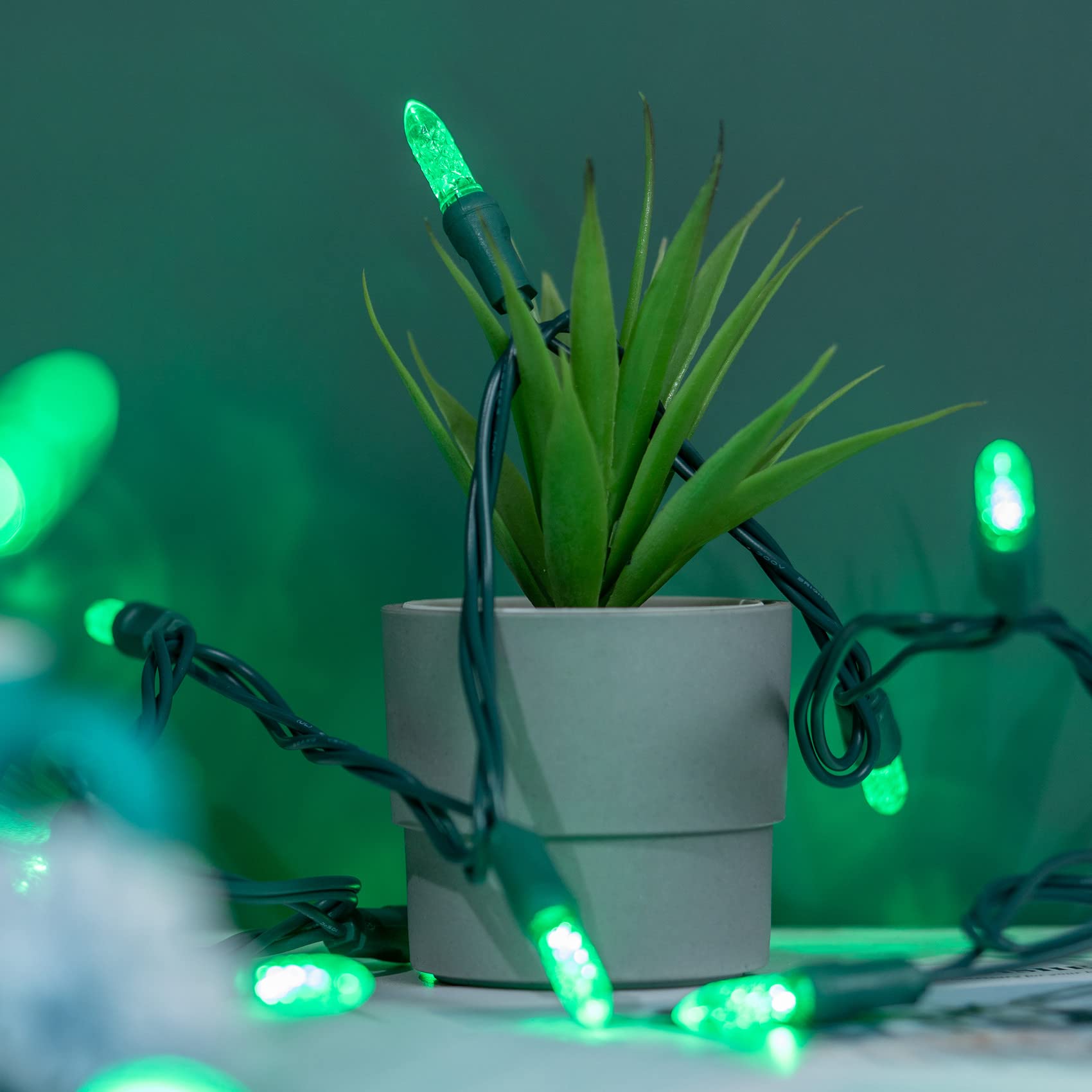 YULETIME Green Faceted LED Christmas Lights - Waterproof UL Certified Holiday String Lights for Indoor/Outdoor Decorations | Perfect for Christmas Trees, Porches, and Garden Party Lighting