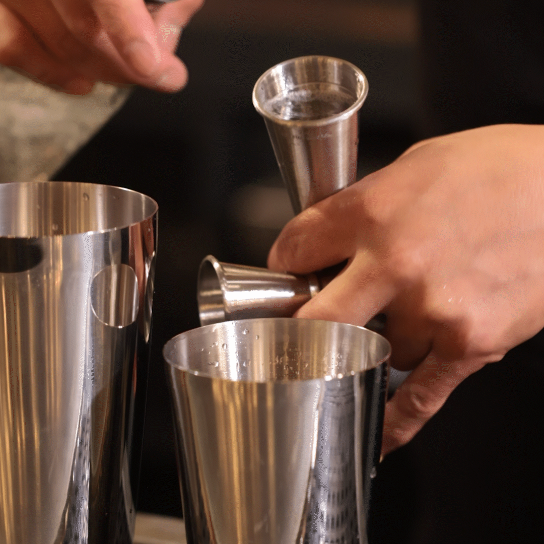 Premium Japanese Style Stainless Steel Jigger - 1oz & 2oz Dual Measuring Cup for Cocktails, Coffee & Baking - Perfect for Bartenders, Baristas & Home Mixologists