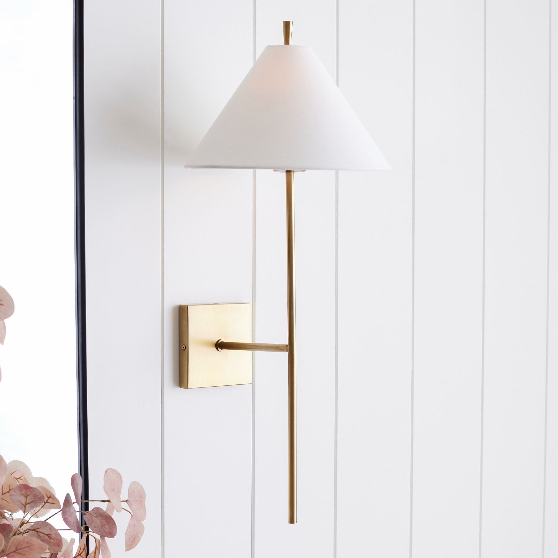 Ellis Modern Wall Lamp - Sleek LED Sconce Lighting for Bedroom, Living Room & Hallway - Dimmable Indoor Wall Light Fixture with Adjustable Arms (Black) - Perfect for Ambient Lighting & Space Saving Design