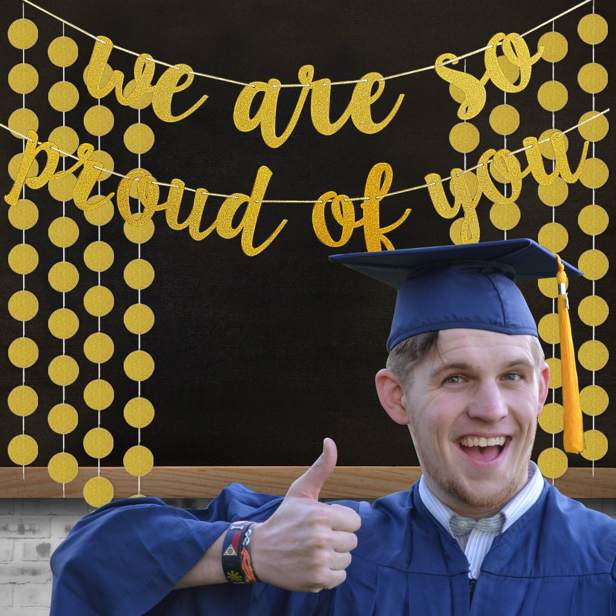 2025 Graduation Party Banner - Gold Glitter 