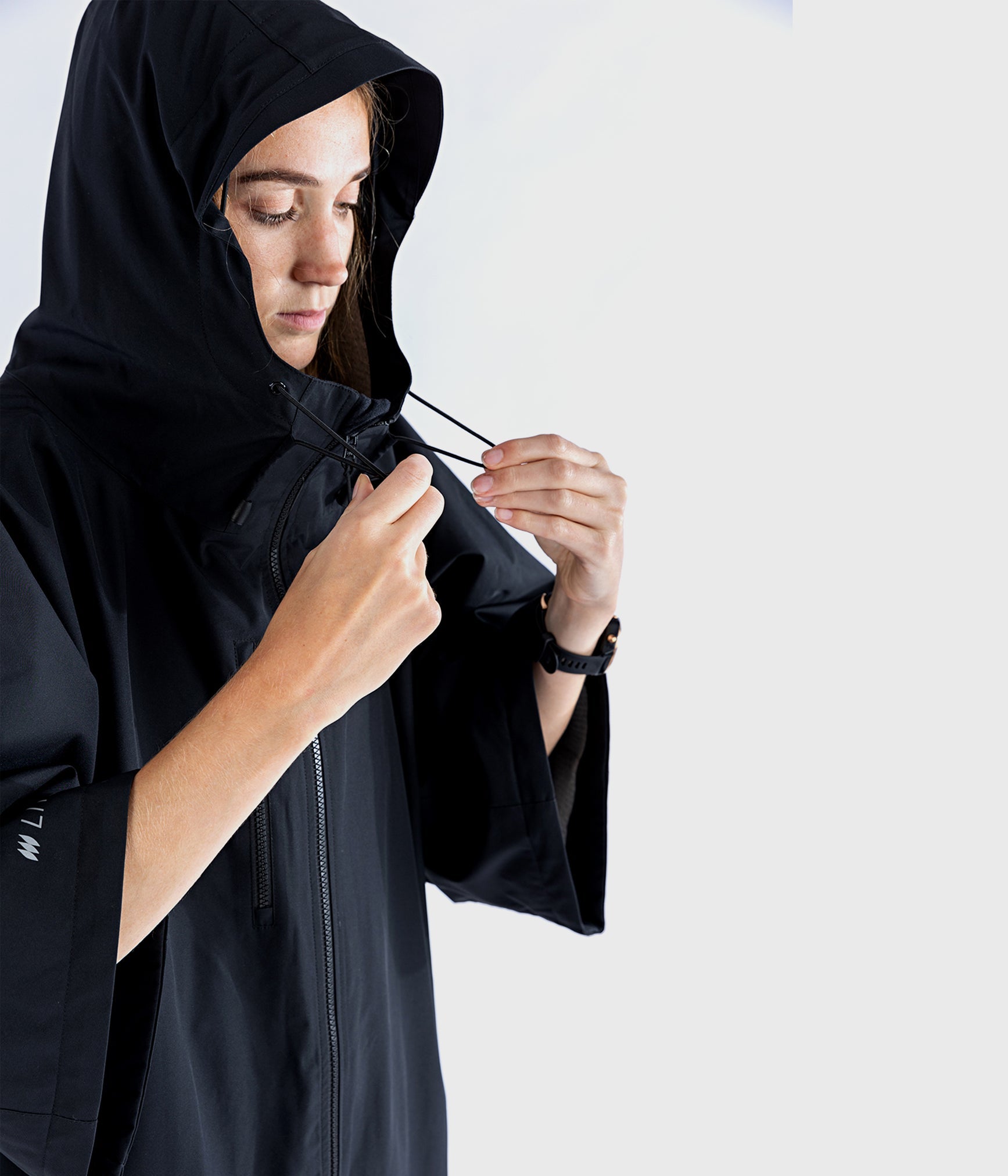 Dryrobe LITE Short Sleeve - Lightweight Waterproof Changing Robe for Outdoor Activities | Beach, Surfing, Camping & Sports Changing Cover-Up