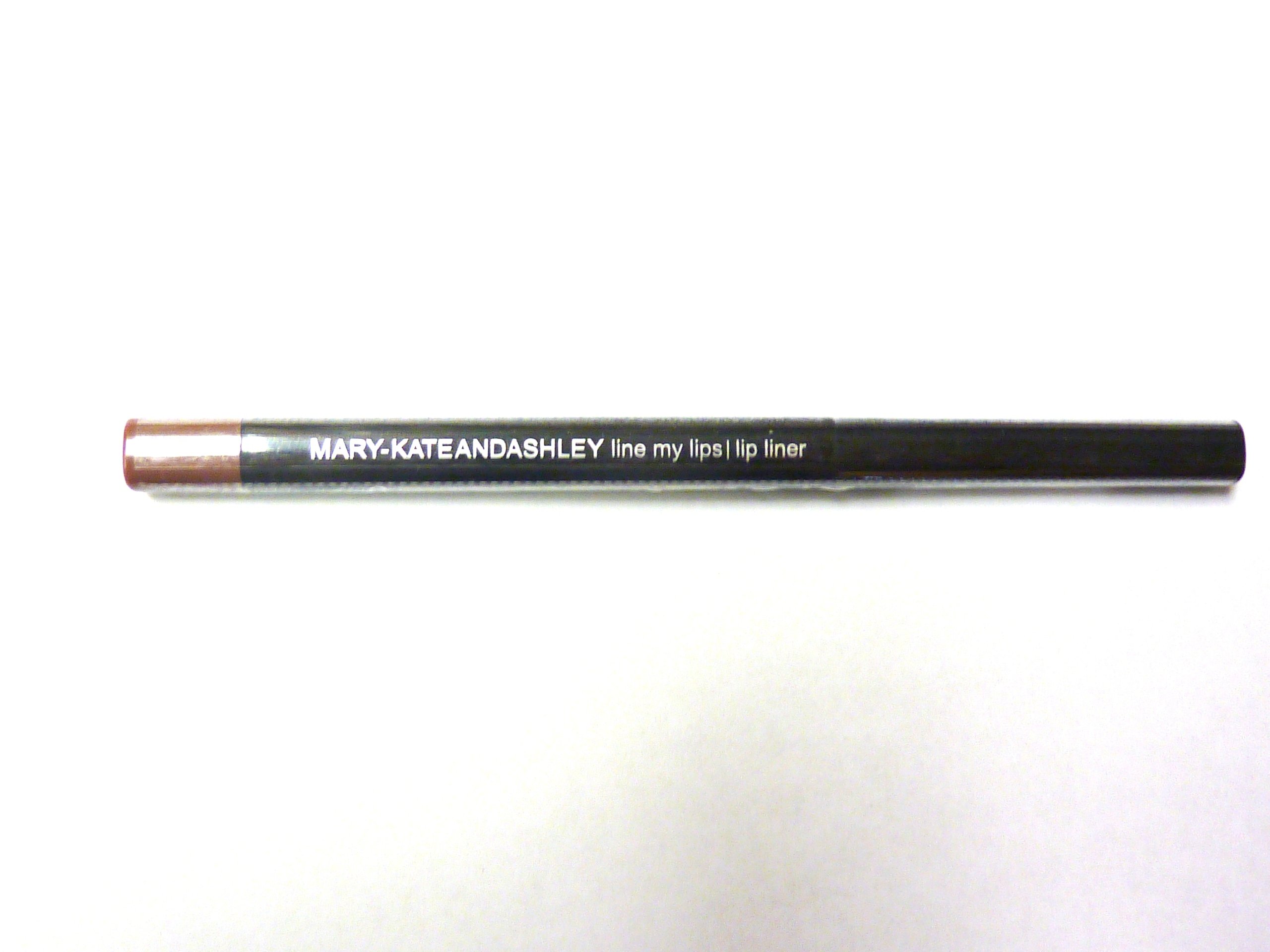 Line My Lips Lip Liner - Natural Shade, 1 Count | Long-Lasting Lip Pencil for Precise Definition & Full Lips | Perfect for Everyday Makeup & Night Out Looks
