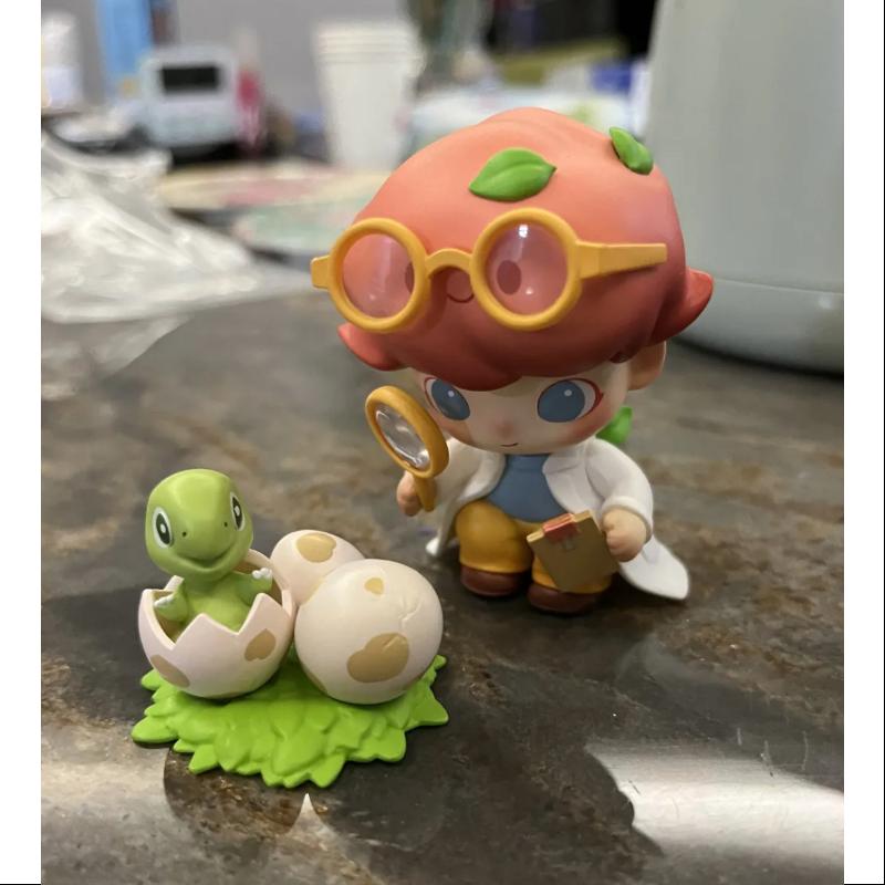 DIMOO Jurassic World Series DINOSAUR EGG RESEARCHER Collectible Figure Toy - Perfect for Jurassic Park Fans, Dinosaur Lovers & Collectors | Great Gift for Birthdays, Christmas & Display