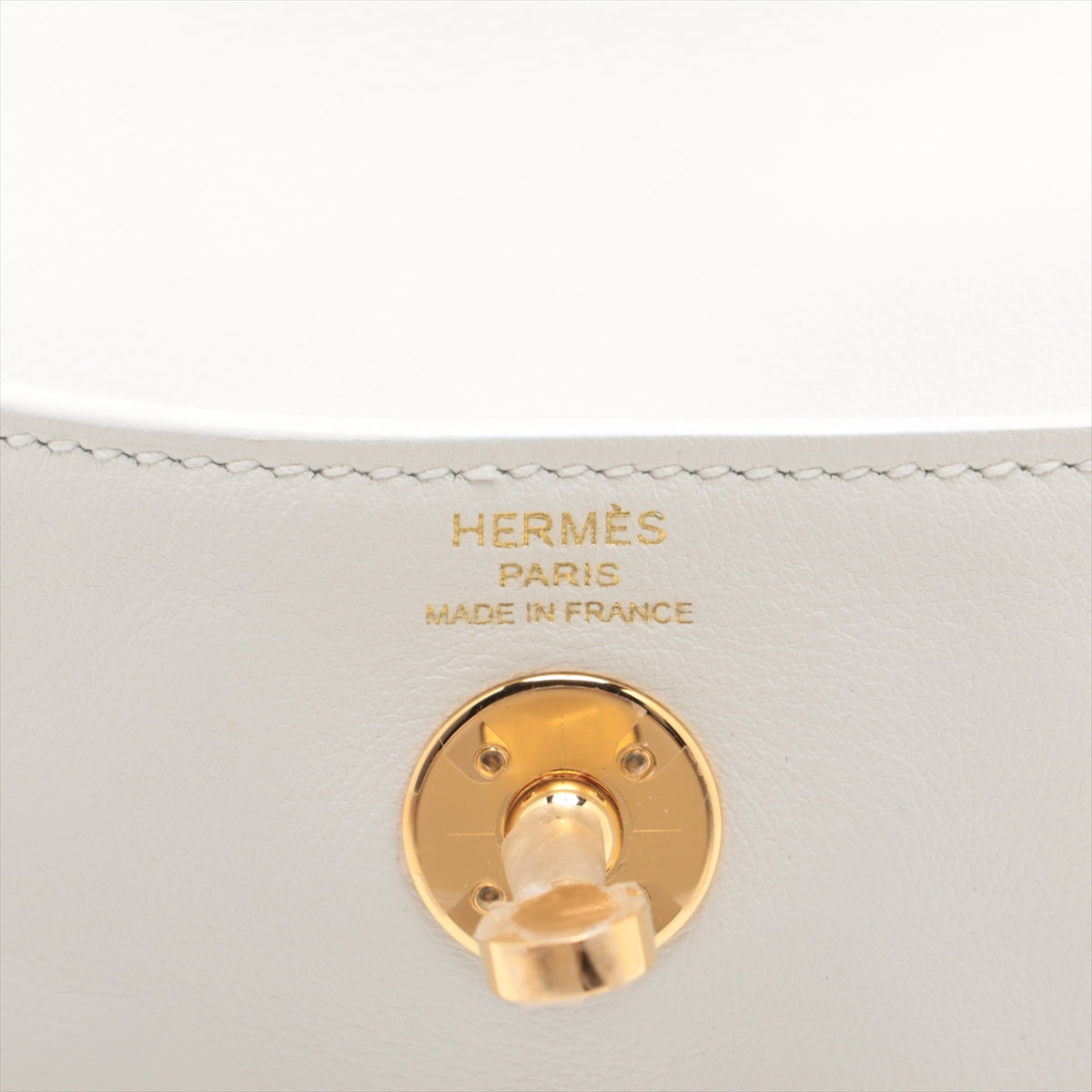 Hermes Lindy Mini 20 Veau Swift Leather Shoulder Bag in White - New & Authentic | PREORDER | Perfect for Everyday Use, Travel & Luxury Fashion Accessories