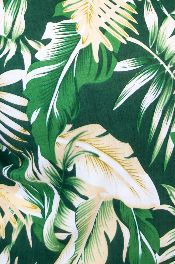 Dee Tank Top for Women - Comfortable & Stylish Honolulu Print Summer T-Shirt - Perfect for Beach Vacation, Casual Outings & Hawaiian Theme Parties