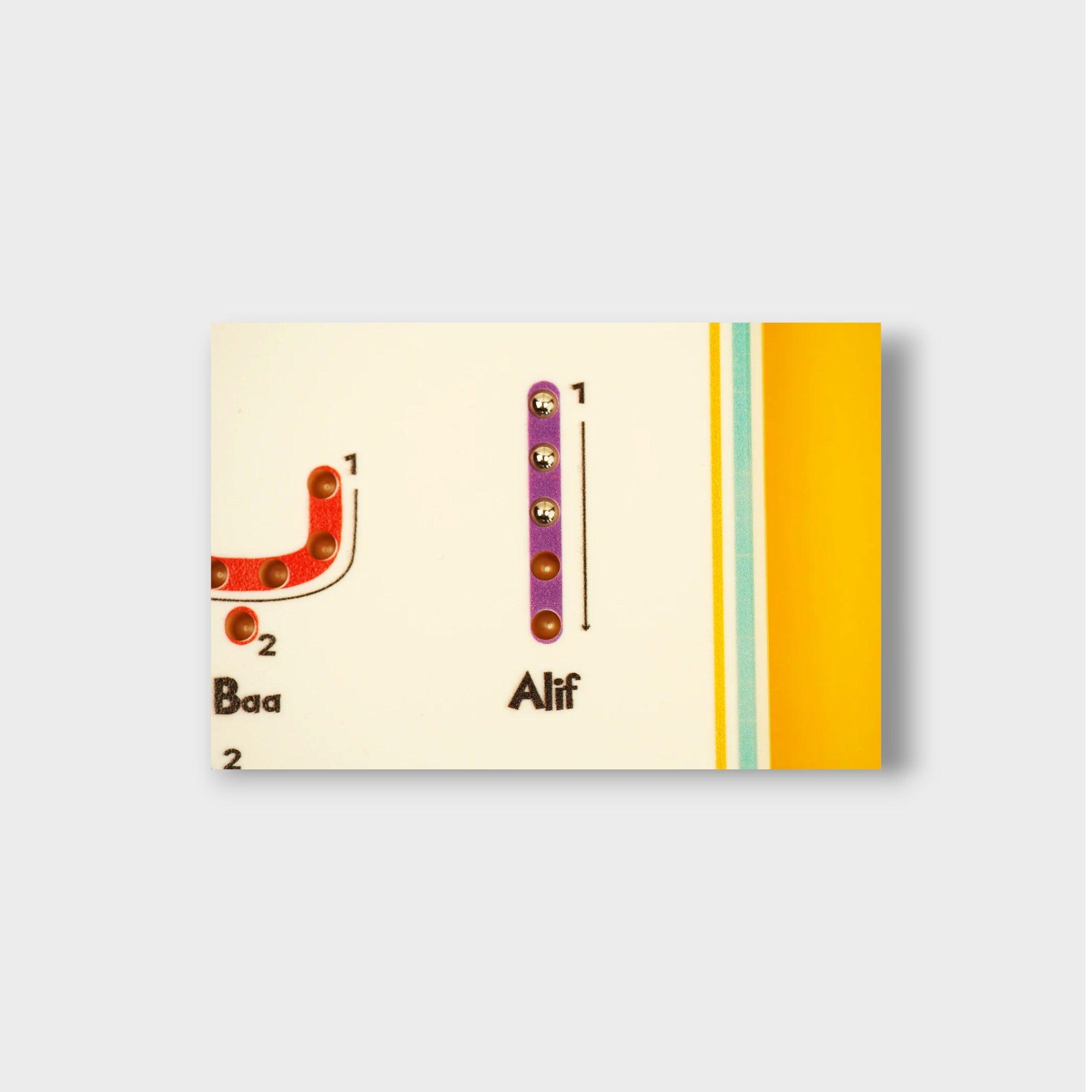 Arabic Alphabet Magnetic Writing Board for Kids - Learn Arabic Letters with Fun Magnetic Stylus - Perfect for Homeschooling & Early Education