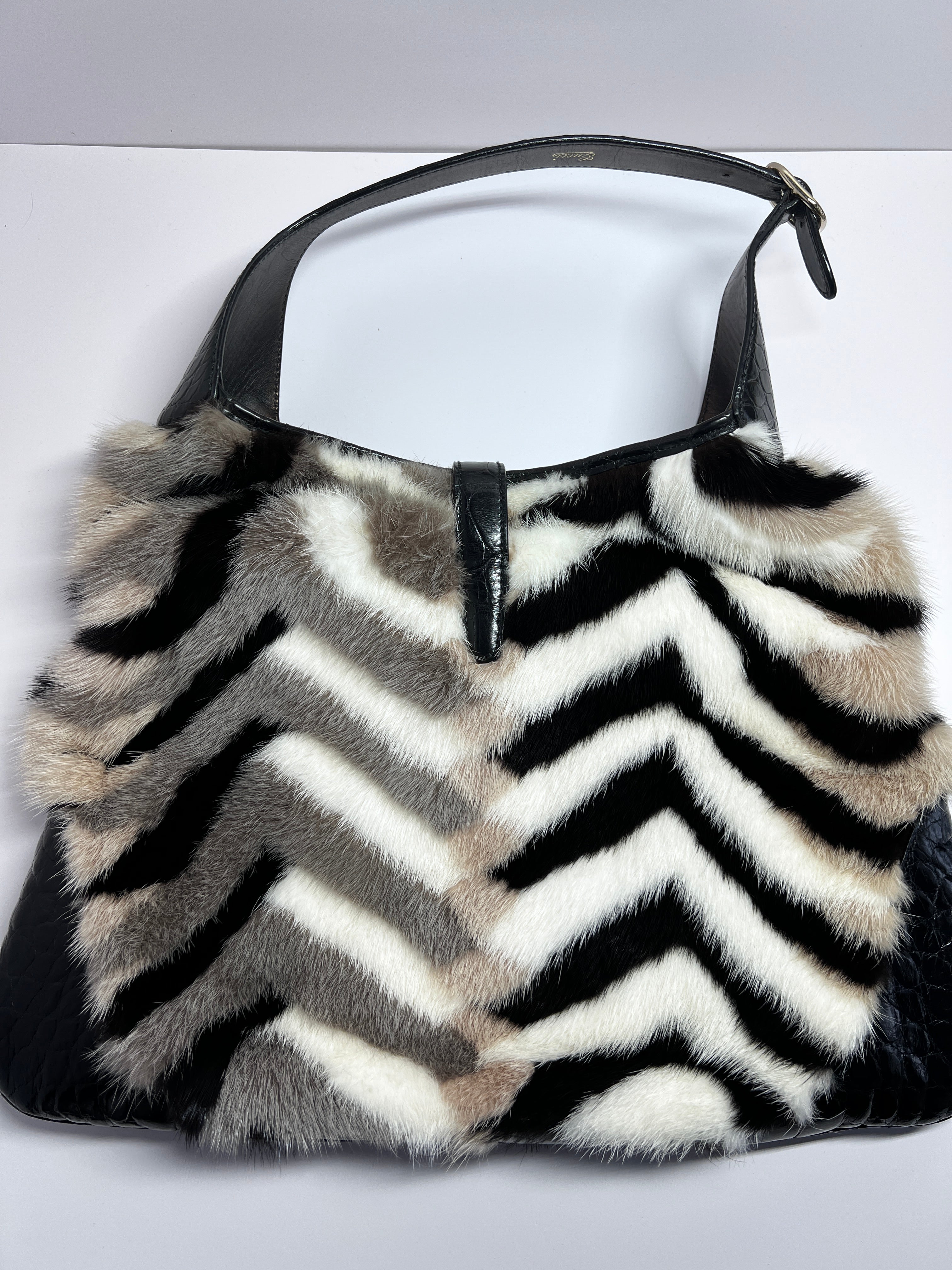 Vintage Gucci Jackie Bag in Mink & Crocodile Leather - Luxury Designer Handbag for Women, Perfect for Parties, Date Nights & Special Occasions