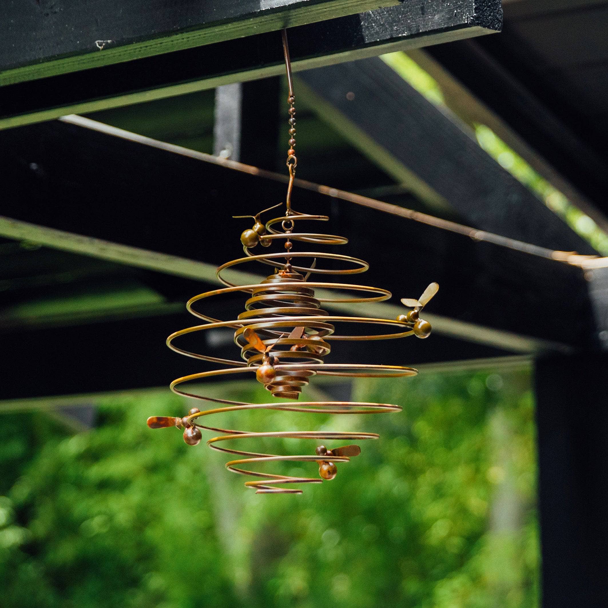Double Spiral Bee Garden Ornament - Handcrafted Metal Decoration for Outdoor Lawn, Yard, and Patio Decor - Perfect for Garden, Backyard, and Landscape Design