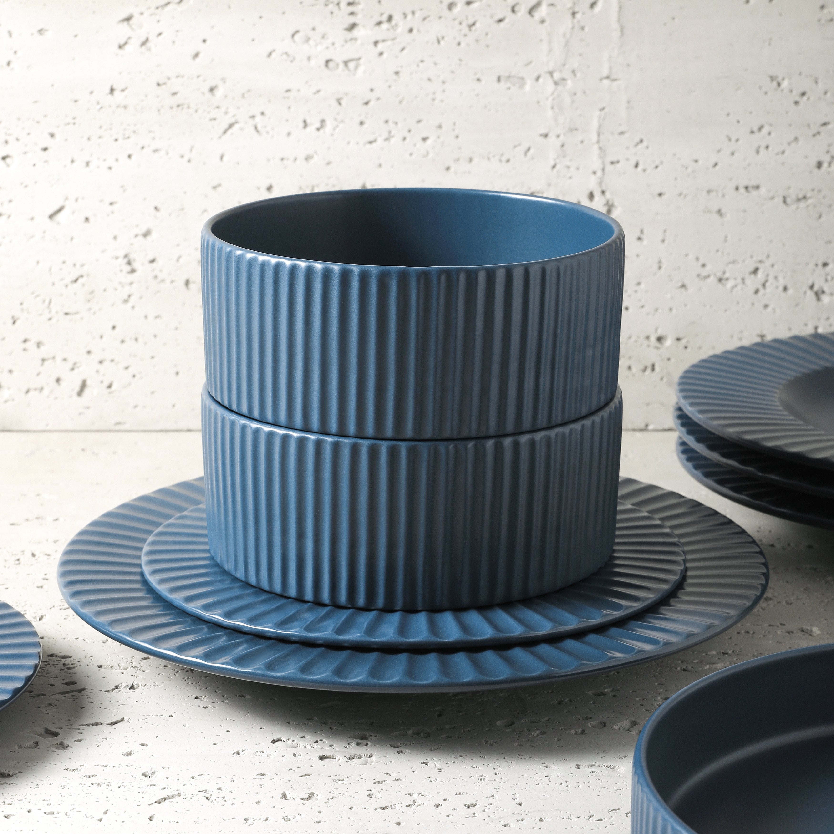 Premium Ash Blue Stoneware Dinnerware Set - 16-Piece Durable Porcelain Plates, Bowls & Mugs - Elegant Dinnerware for Everyday Use & Entertaining