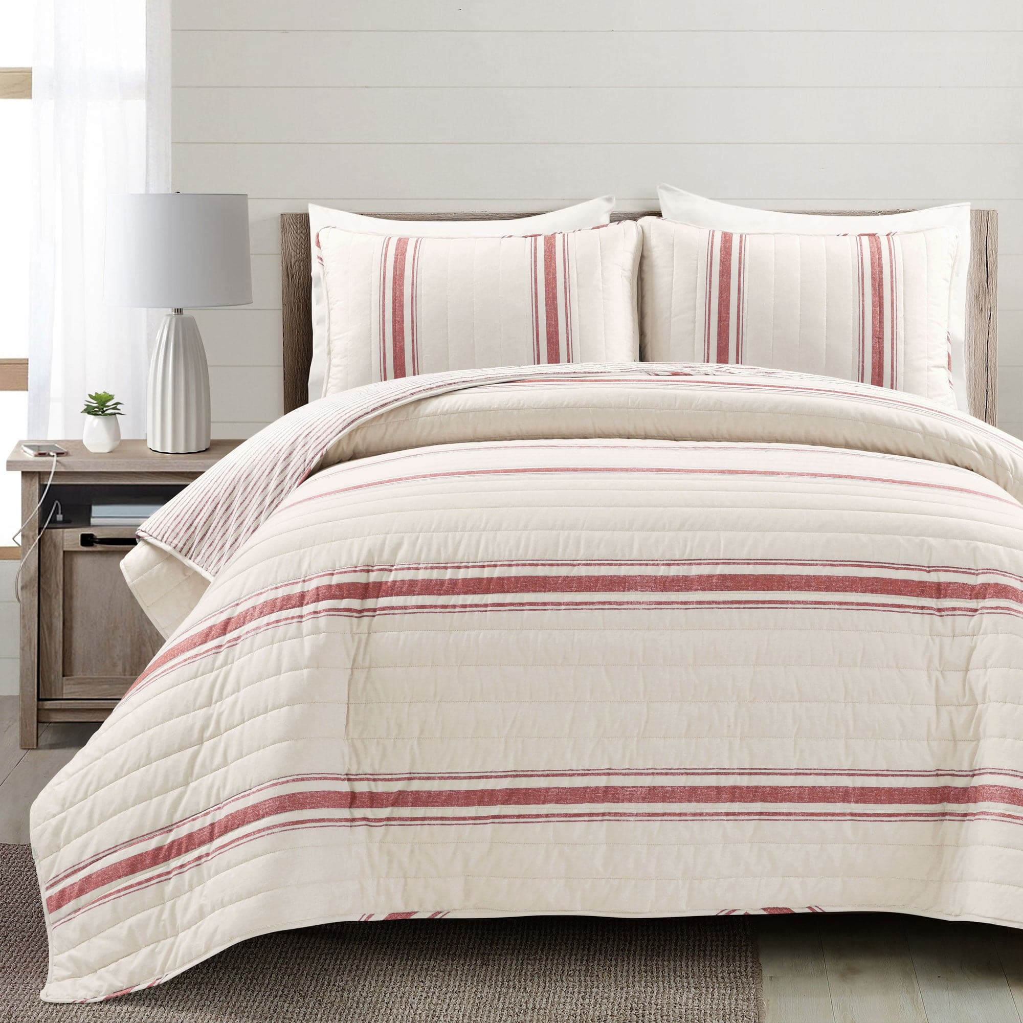Farmhouse Stripe Reversible Cotton Quilt Set - King Size, Soft & Breathable Bedding for All Seasons - Perfect for Cozy Bedrooms, Guest Rooms & Vacation Homes