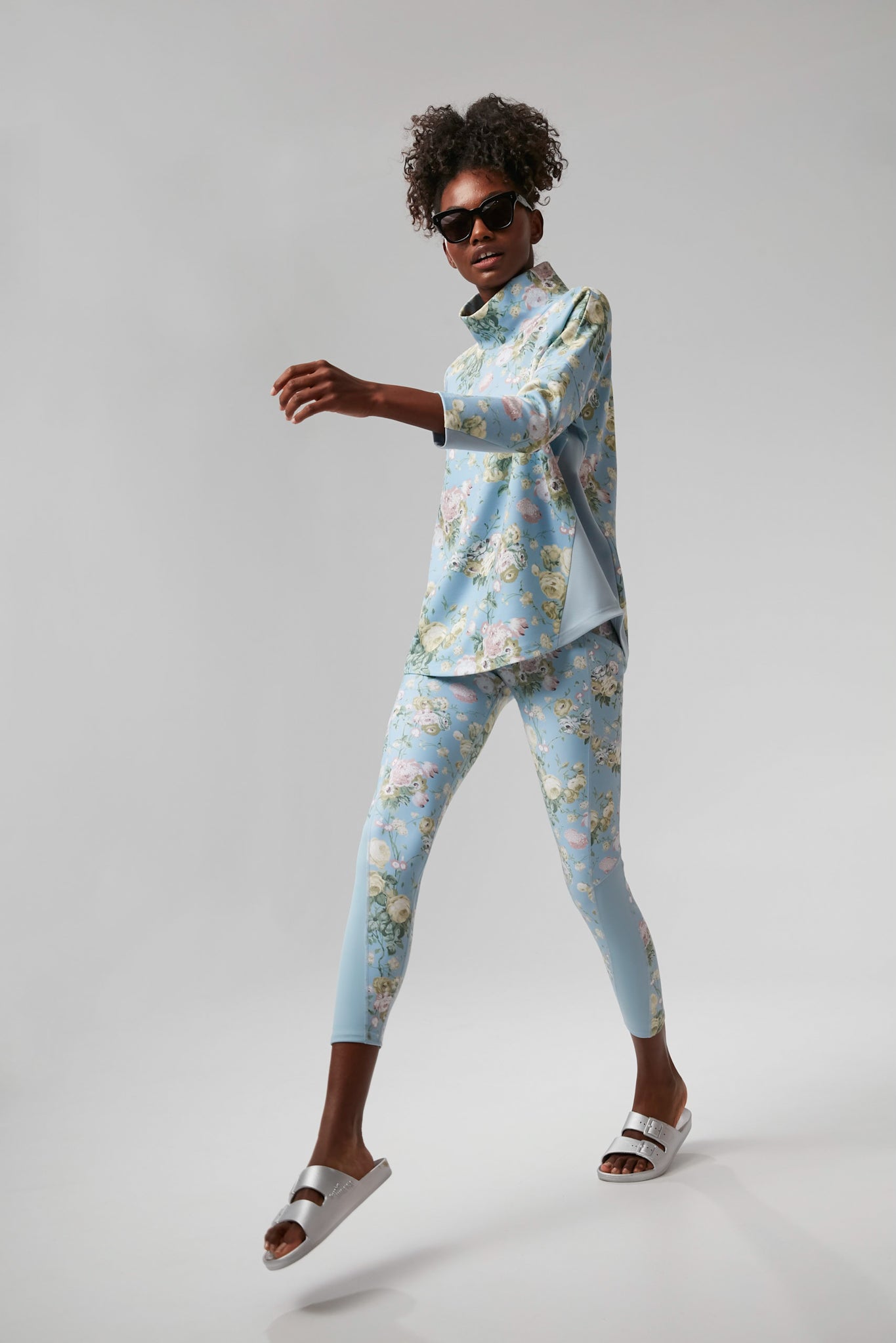 Breezy Blue Chintz Ally Swing Sweatshirt - Women's Oversized Casual Pullover for Lounge & Streetwear | Soft Cotton Blend Comfort Top for Relaxing, Errands & Coffee Dates