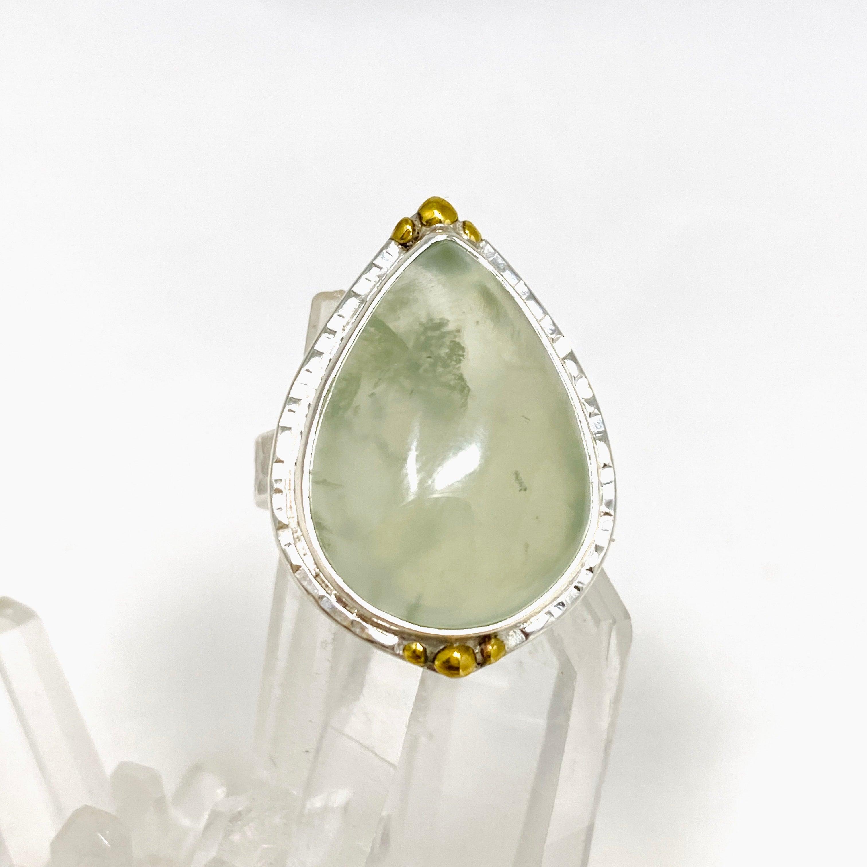Prehnite Teardrop Hammered Band Ring with Brass Accents - Size 7 KRGJ3160 | Boho Chic Jewelry for Women, Perfect for Everyday Wear & Special Occasions