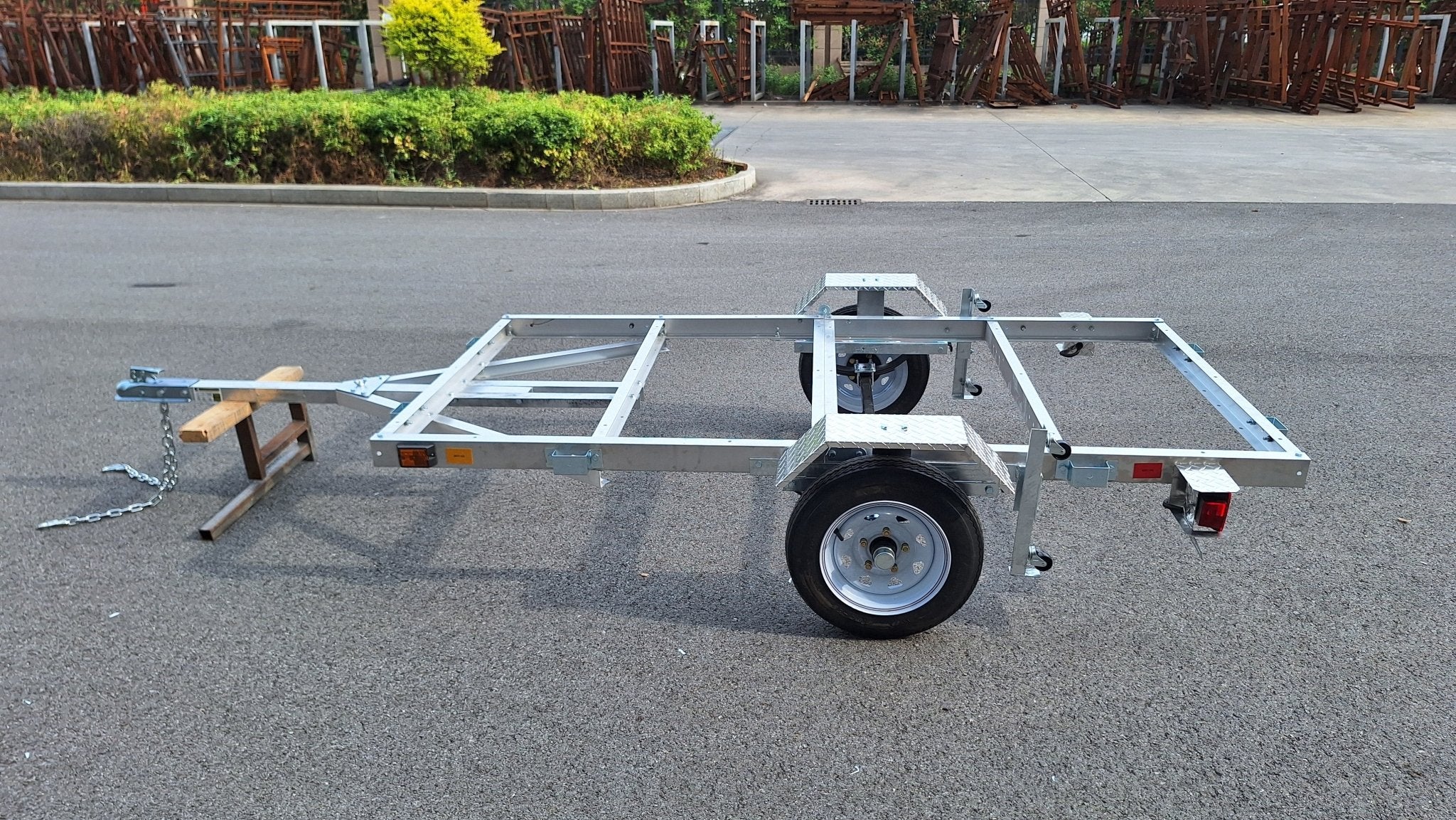 4x8 FT Folding Aluminum Utility Trailer - Lightweight, Rust Resistant ATV Hauler | 1400 LB GVWR | Model 90158AL1 | Perfect for Camping, Home Improvement & Off-Road Adventures