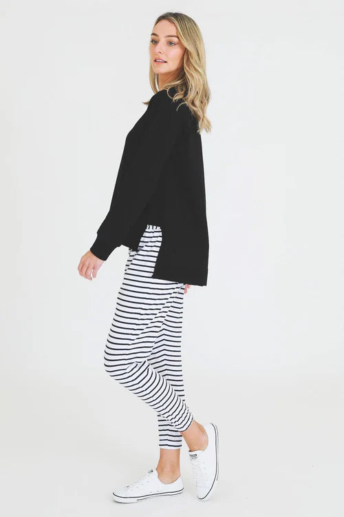 Stylish Harmony Sweater for Women - Soft & Comfortable Black Pullover | Perfect for Casual Outfits, Office Wear & Cozy Evenings