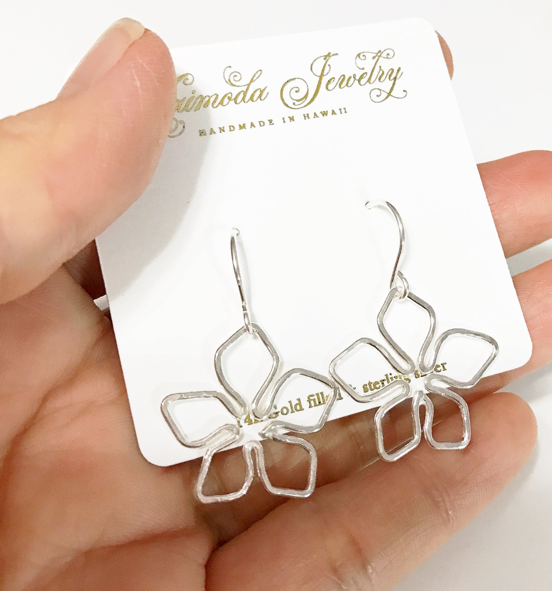 Tiare Flower Earrings - Small Hawaiian Tiare Blossom Studs (E340) for Women | Perfect for Beach Weddings, Luau Parties & Tropical Vacations