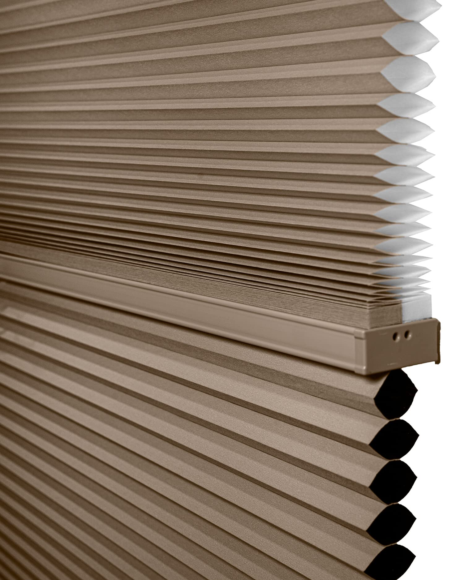 CHICOLOGY Blackout Cellular Shades - 70.75