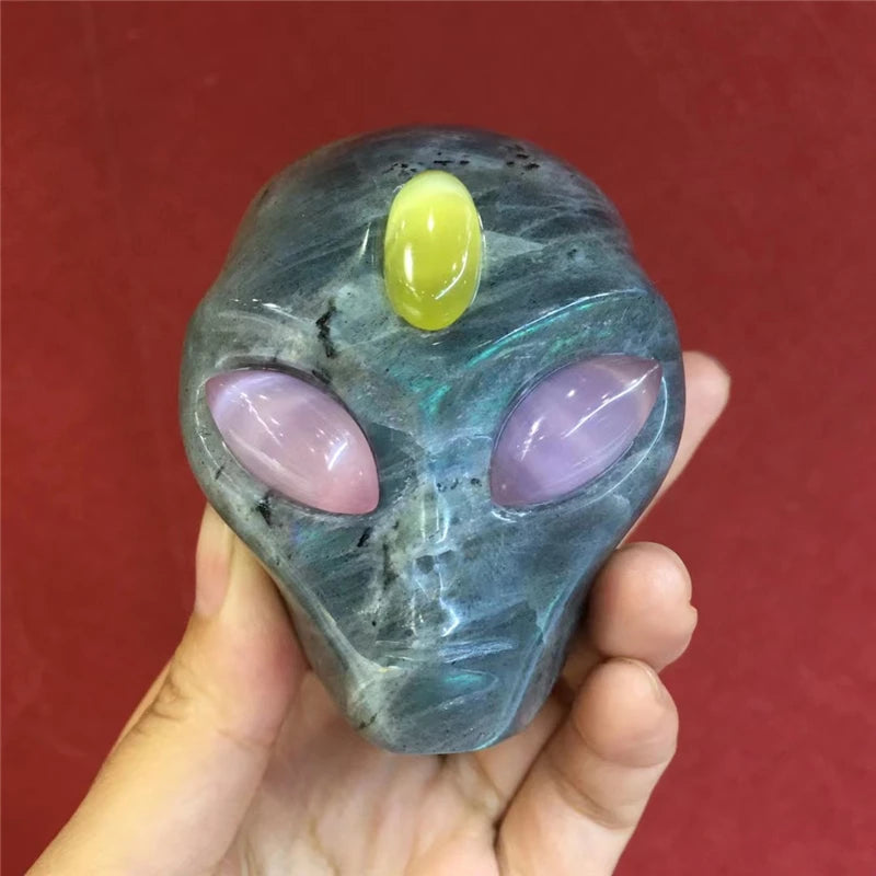 Natural Labradorite Crystal Skull Carving - Alien Design for Chakra Healing, Reiki & Meditation | Unique Spiritual Gift & Home Decoration (Perfect for Yoga Rooms, Altars & Energy Work)