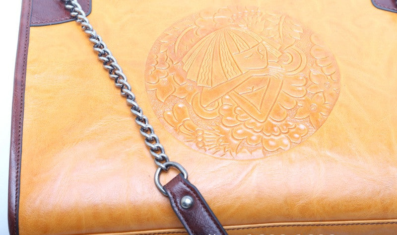 Timeless Chain Shoulder Tote Bag for Women - Elegant Leather Handbag with Gold Chain Strap - Perfect for Work, Travel and Everyday Use