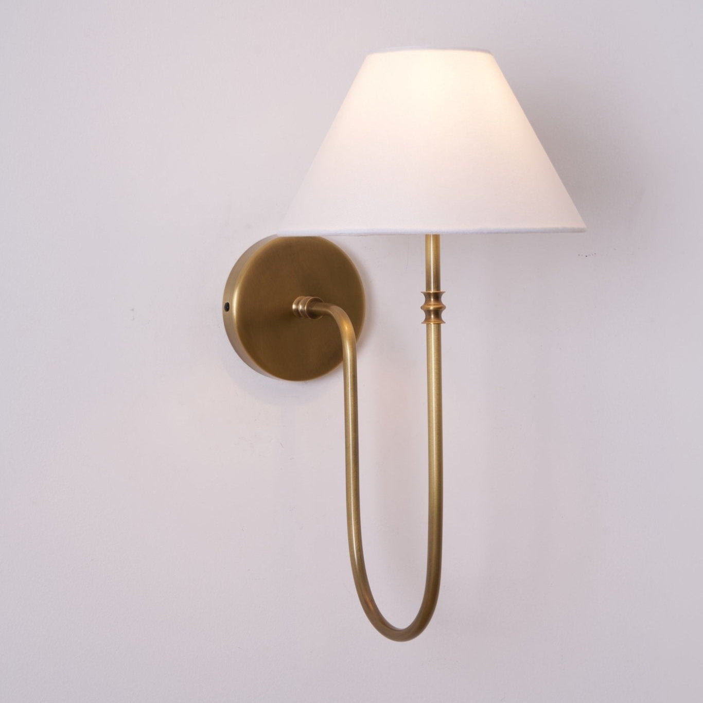Collins Wall Light - Modern LED Sconce for Bedroom, Living Room & Hallway - Energy Efficient Indoor Lighting Fixture - Perfect for Home Decor & Ambient Lighting