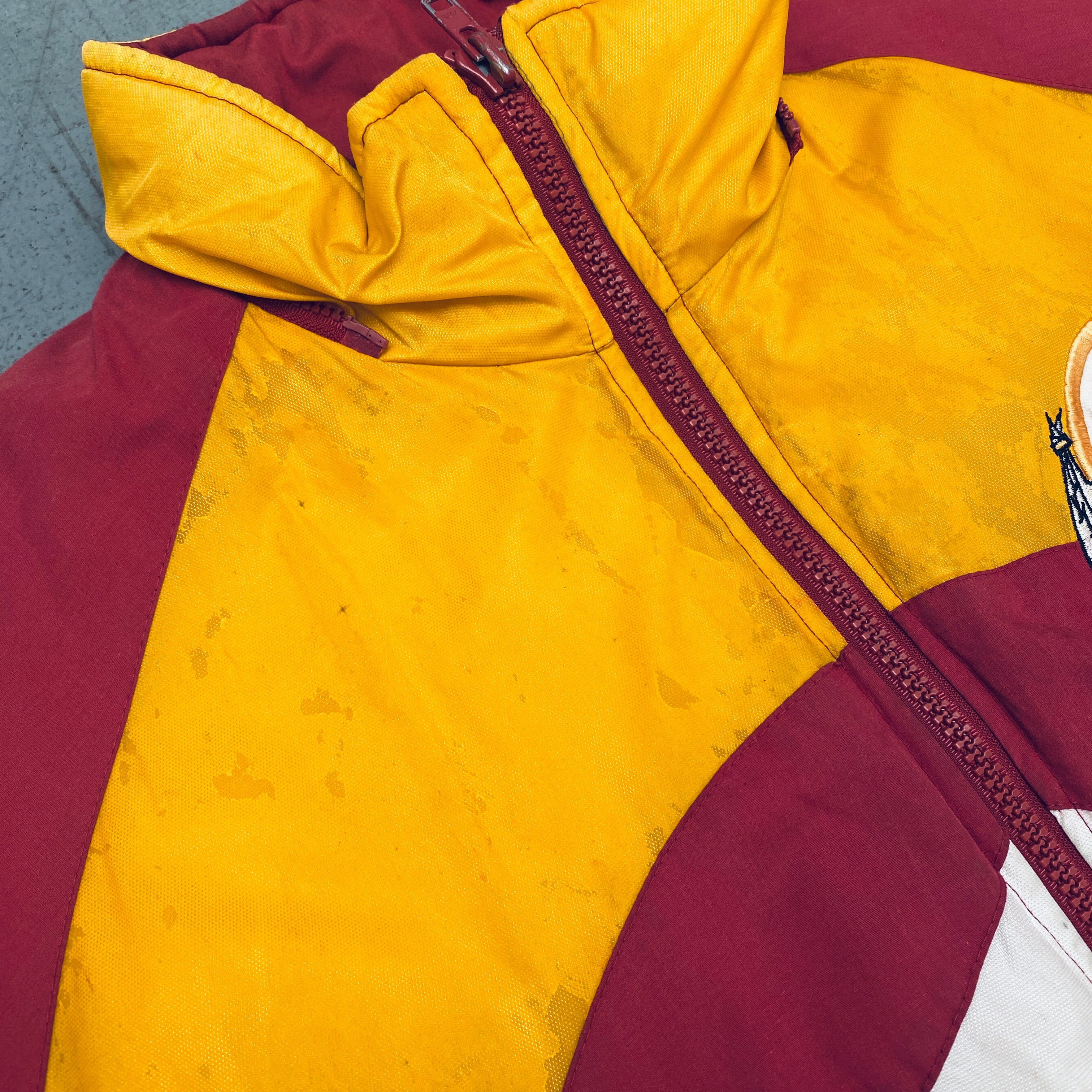 Washington Redskins 1990s Vintage NFL Jacket - Pro Player Reverse Spellout Full Zip Hoodie (Large) | Retro Football Fan Gear for Game Day & Casual Wear