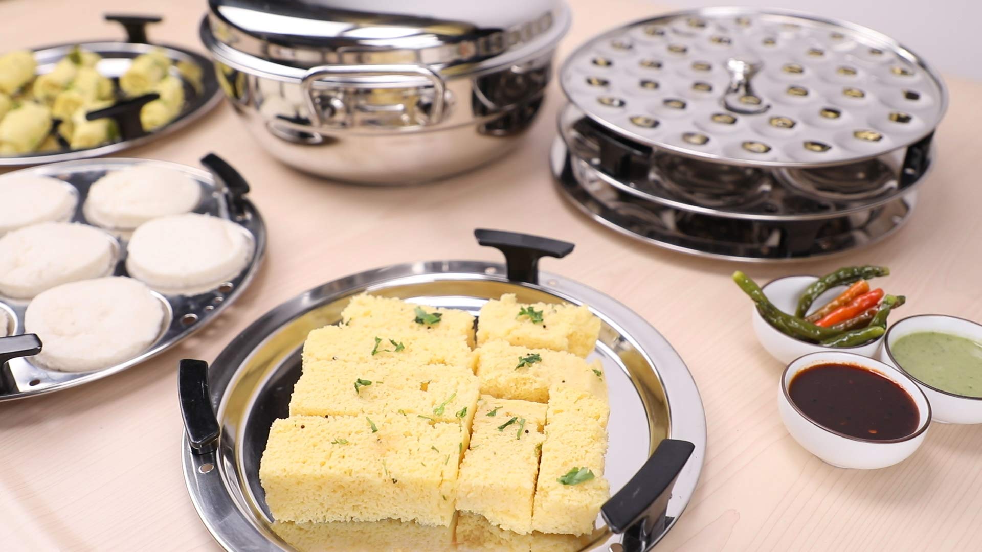 Vinod Multi Kadhai (Hard Anodized) - 26cm Non-Stick Indian Cooking Pot for Idli, Dhokla, Steaming & Frying - Perfect for Home Kitchen & Restaurant Use