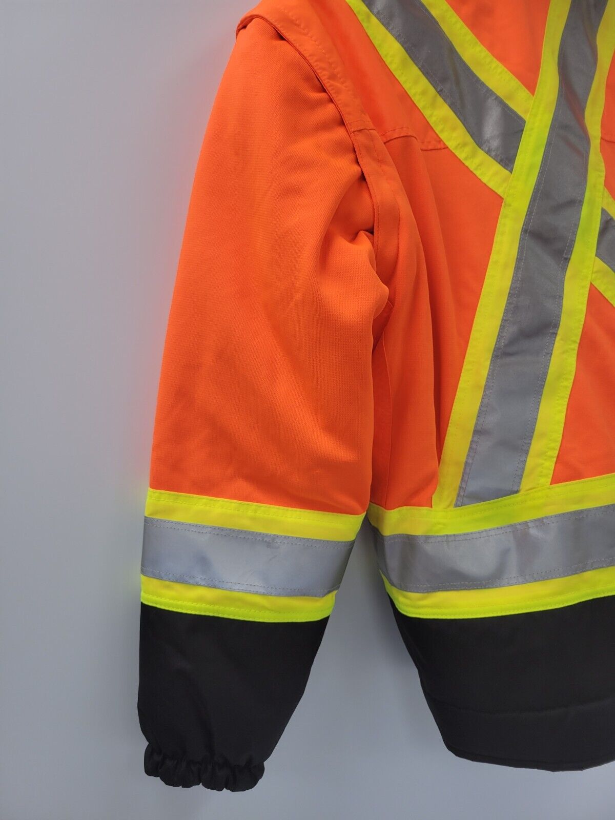 Dakota Reversible High Visibility Safety Work Jacket - XL Size for Men | Reflective Construction Vest for Outdoor Work & Night Safety