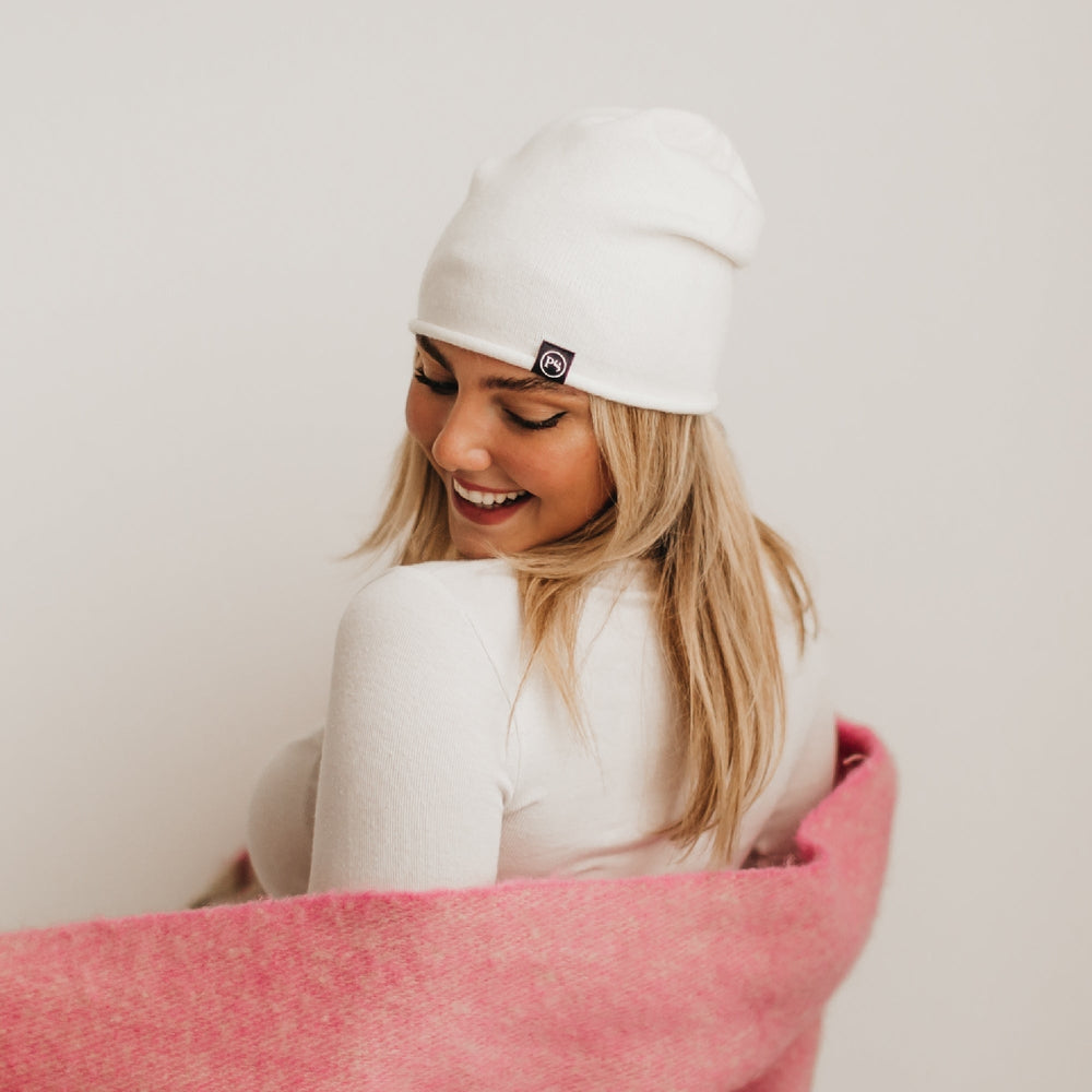 Luxury Cashmere Beanie with Rolled Edge - Soft Winter Hat for Men & Women - Perfect for Skiing, Hiking, and Cold Weather Fashion