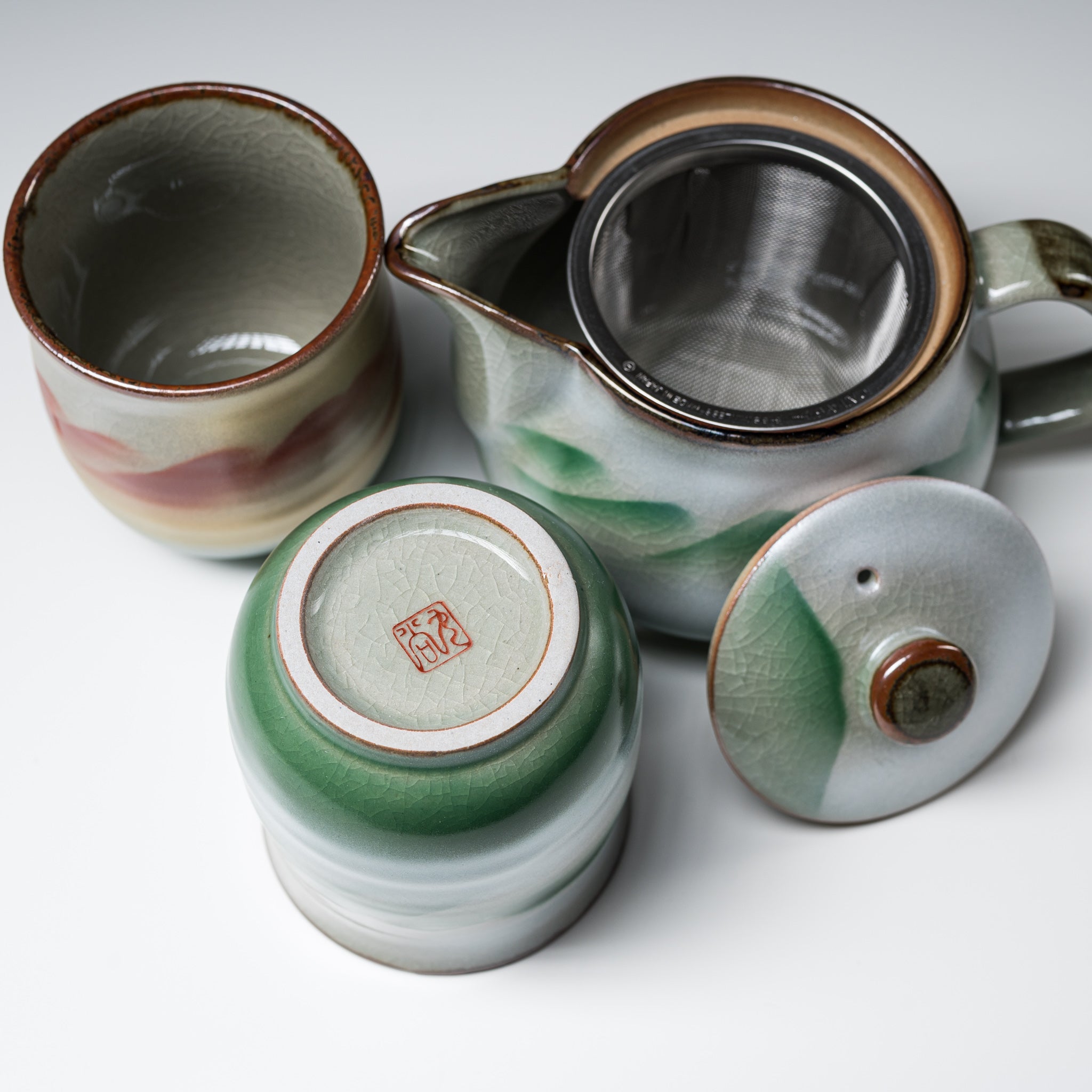 Premium Kutani Ware Japanese Tea Set - Hand-Painted Mountain Landscape Design - Authentic Porcelain Teacups & Teapot - Perfect for Traditional Tea Ceremonies & Home Decor