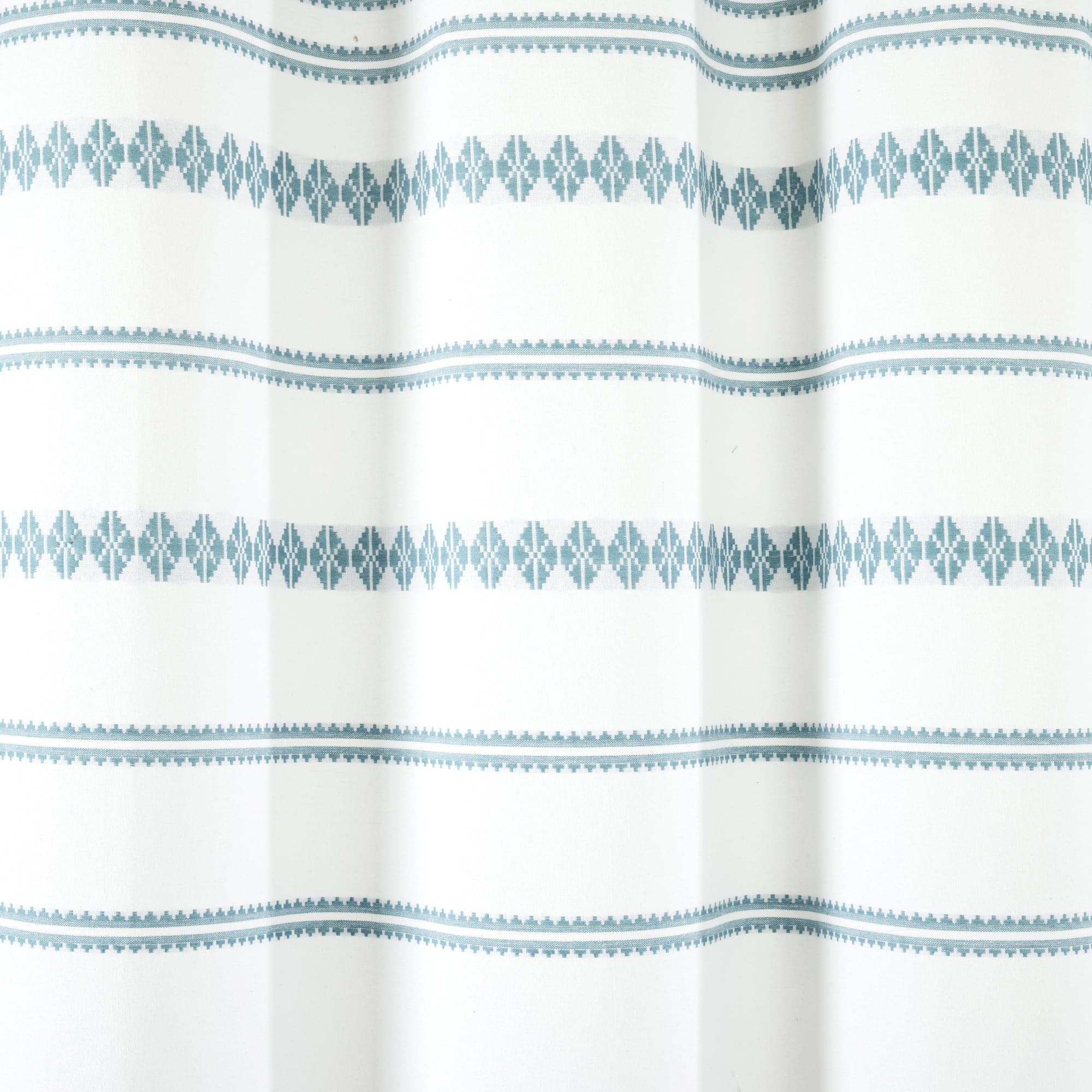 Eco-Friendly Breezy Chic Tassel Jacquard Shower Curtain - 100% Recycled Cotton Bathroom Decor for Modern & Bohemian Style Homes
