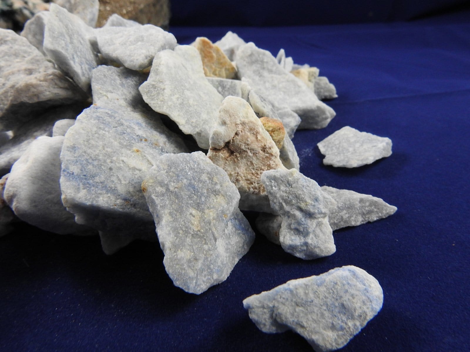 Natural Blue Quartz Rough Bulk - Raw Healing Crystals for Jewelry Making, Meditation & Home Decor (1lb) | Perfect for Energy Healing, Crafts & Crystal Collections