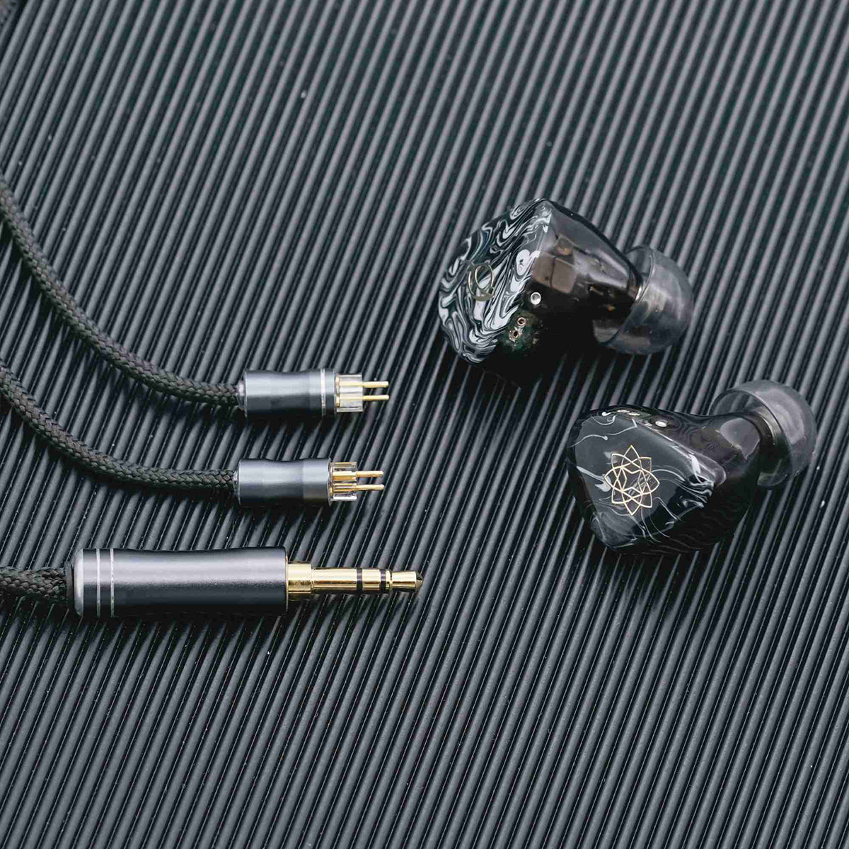 SeeAudio Bravery 4 BA In-Ear Headphones - High Resolution Audiophile Earbuds with Balanced Armature Drivers (Open Box) | Perfect for Music Lovers, Studio Monitoring & Travel