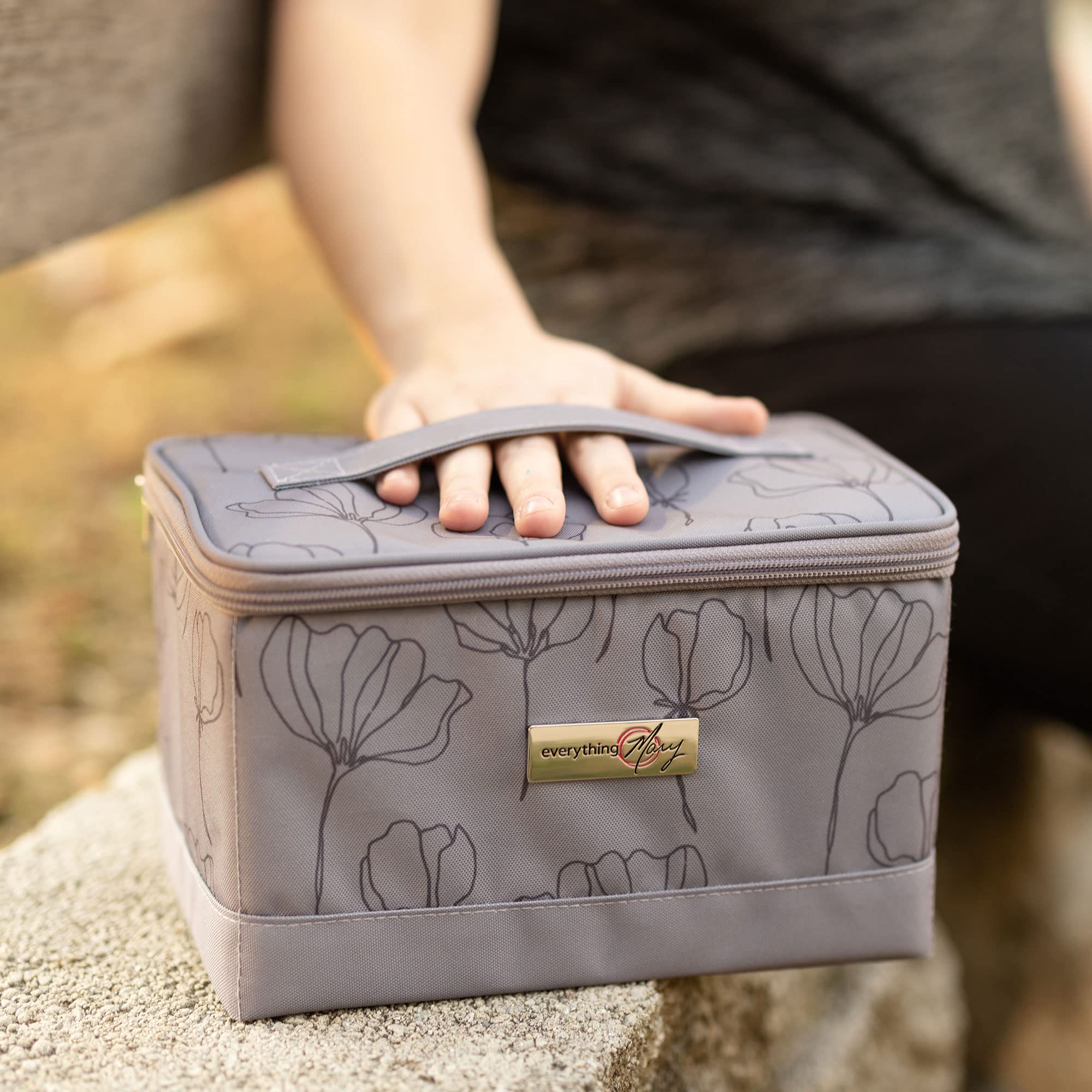 Everything Mary Collapsible Sewing Kit Organizer Box - Grey Floral Storage Basket for Thread, Needles, Scissors & Sewing Notions | Portable Craft Supply Organizer for Travel, Home & DIY Projects