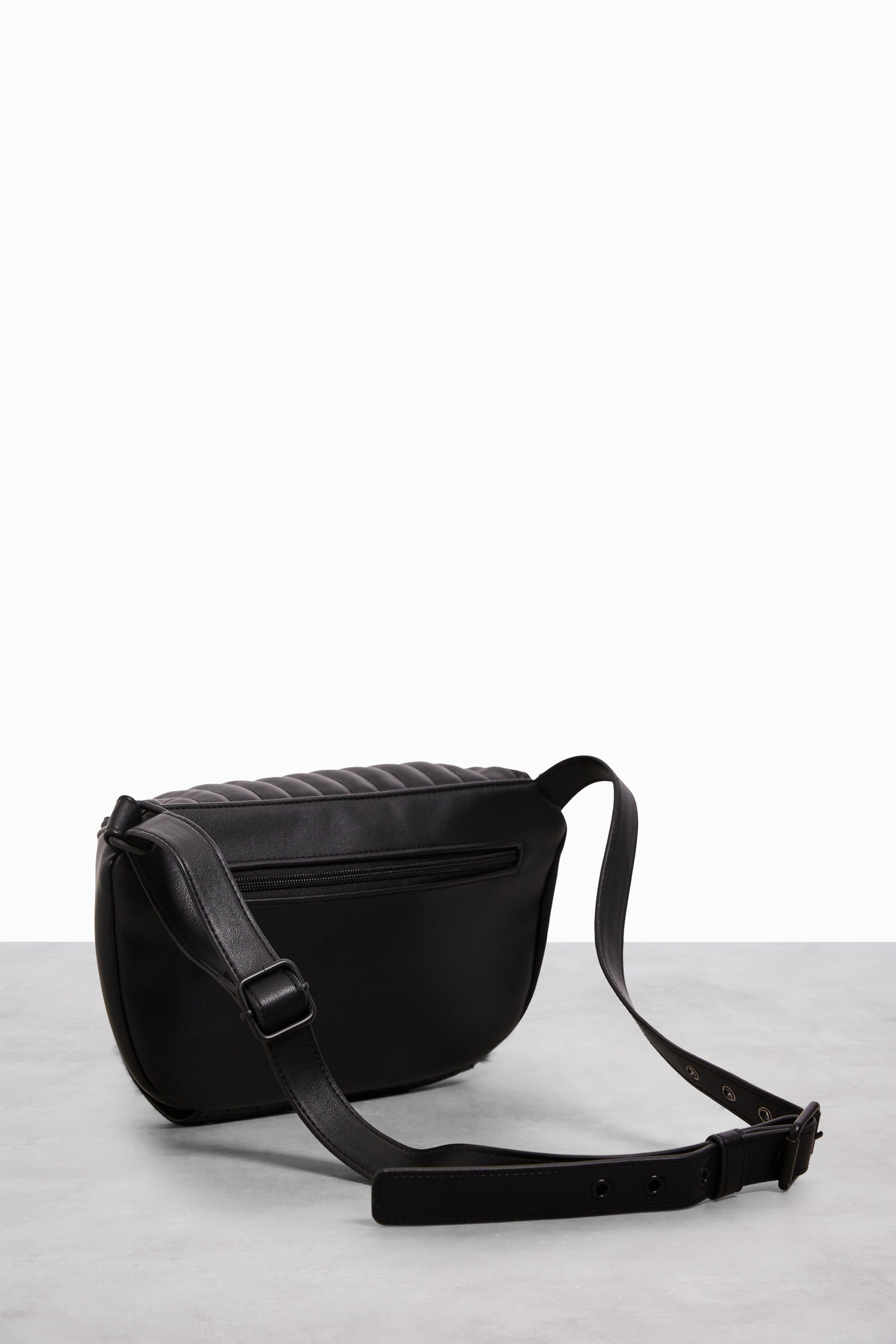 Black Fanny Pack for Women & Men - Lightweight Waist Bag with Adjustable Belt for Running, Hiking, Travel - Hands-Free Crossbody Bum Bag for Phone, Wallet & Essentials