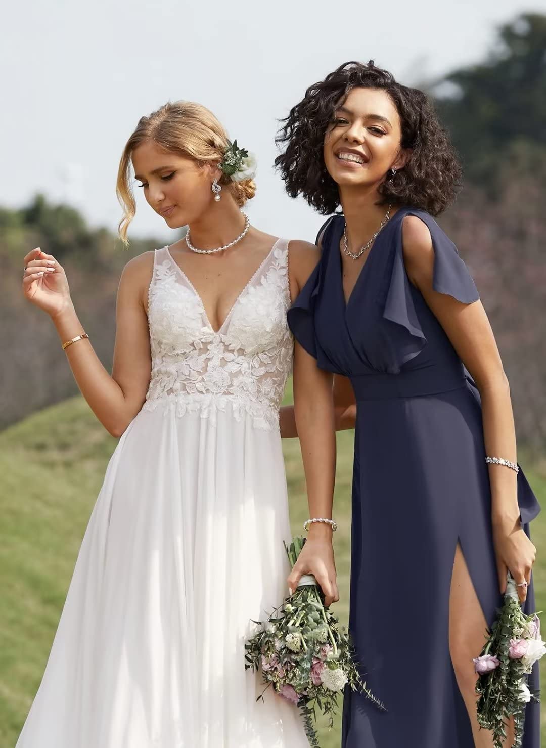 Elegant Red V-Neck Chiffon Bridesmaid Dress with Side Slit & Pockets - Formal Evening Gown for Weddings, Prom & Special Occasions