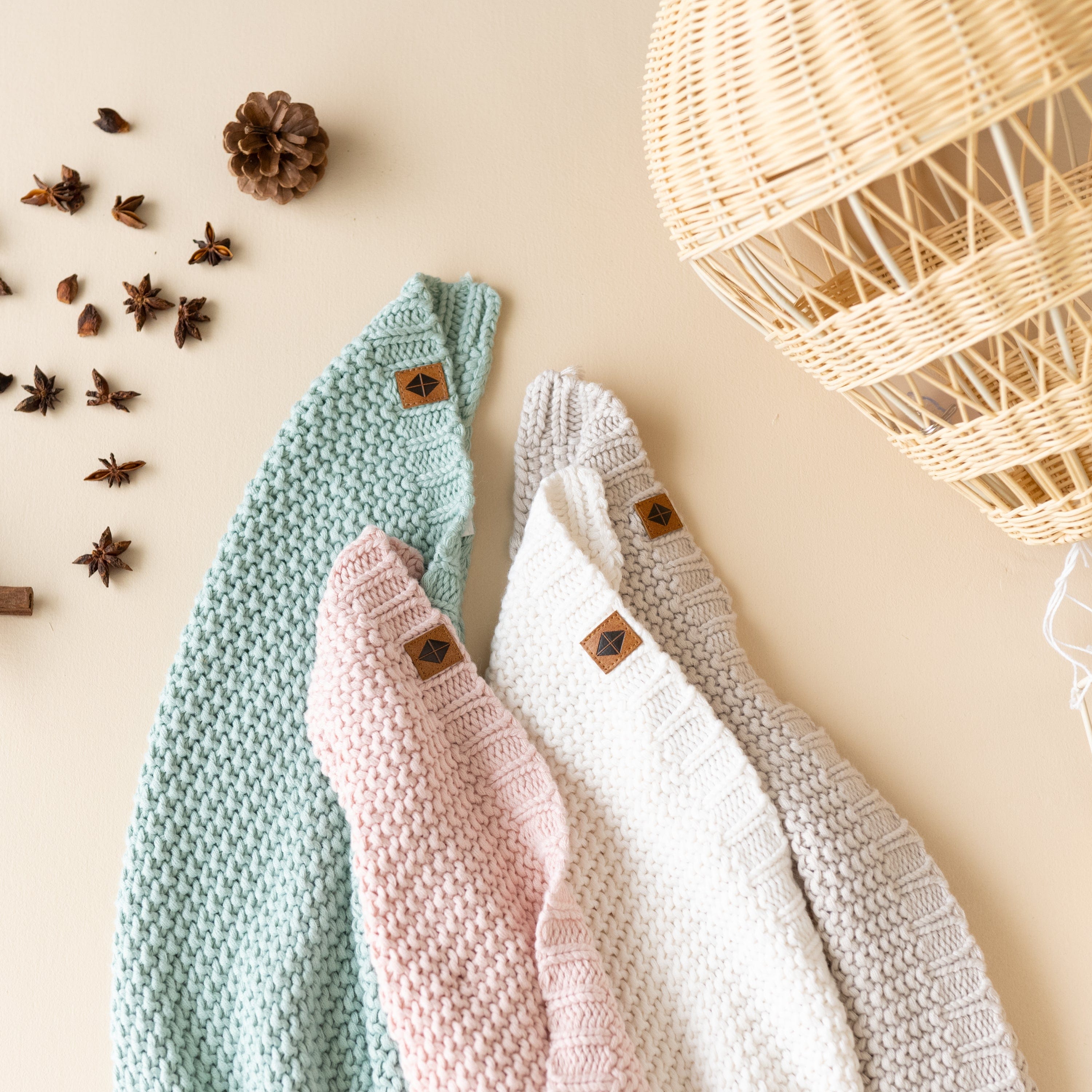 Soft Chunky Knit Baby Blanket in Oat - Cozy Handmade Knitted Blanket for Newborns & Toddlers - Perfect for Nursery, Stroller, and Photo Shoots
