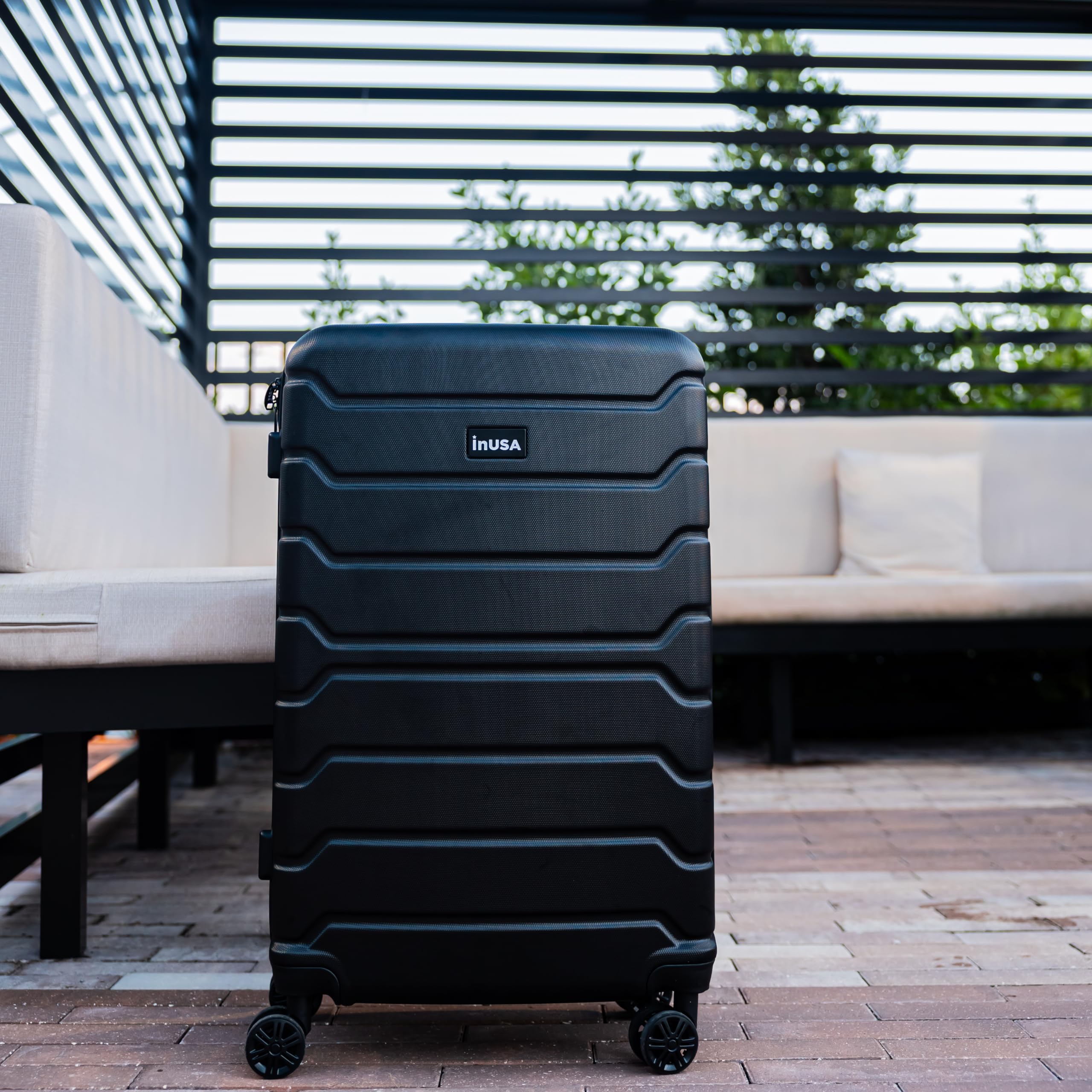 InUSA TREND 3-Piece Spinner Luggage Set - 20in, 24in & 28in Lightweight Hardshell Suitcases with 360° Wheels & Telescopic Handle for Air Travel, Business Trips & Family Vacations | Durable Black Carry-On & Checked Bags