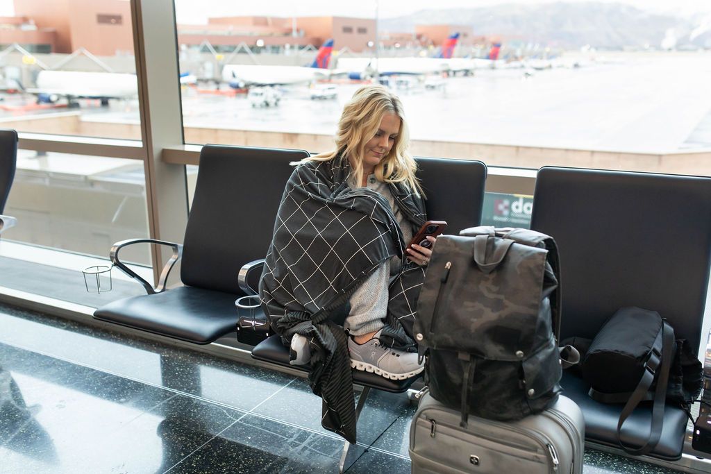 Portable Travel Blanket - Lightweight & Cozy for Camping, Airplane, and Outdoor Adventures | On The Go Blanket for Picnics, Road Trips, and Beach Days