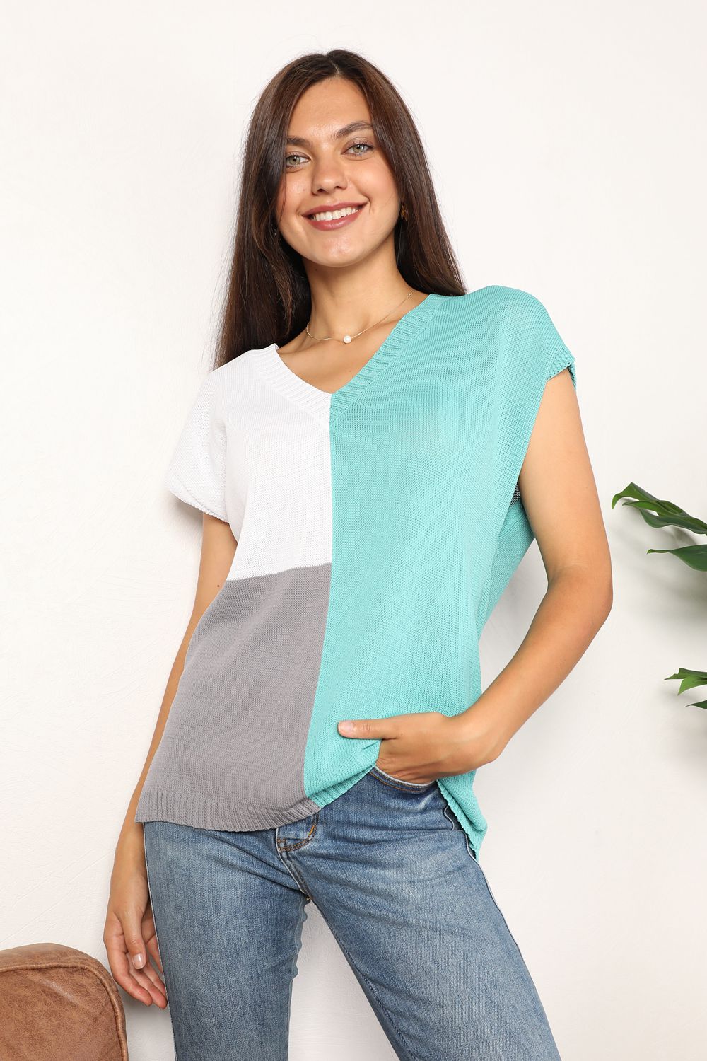 Color Block V-Neck Knit Top for Women - Stylish Casual & Office Wear - Soft Stretch Comfortable T-Shirt for Everyday Outfits