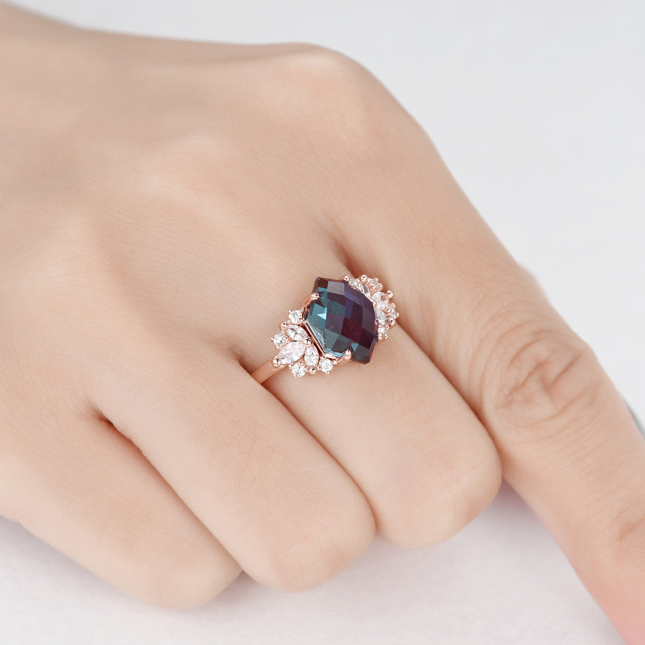 10x7mm Art Deco Hexagon Alexandrite Engagement Ring with Moissanite Cluster - Vintage Inspired Wedding Band, Anniversary Gift for Her, Perfect for Proposals & Special Occasions