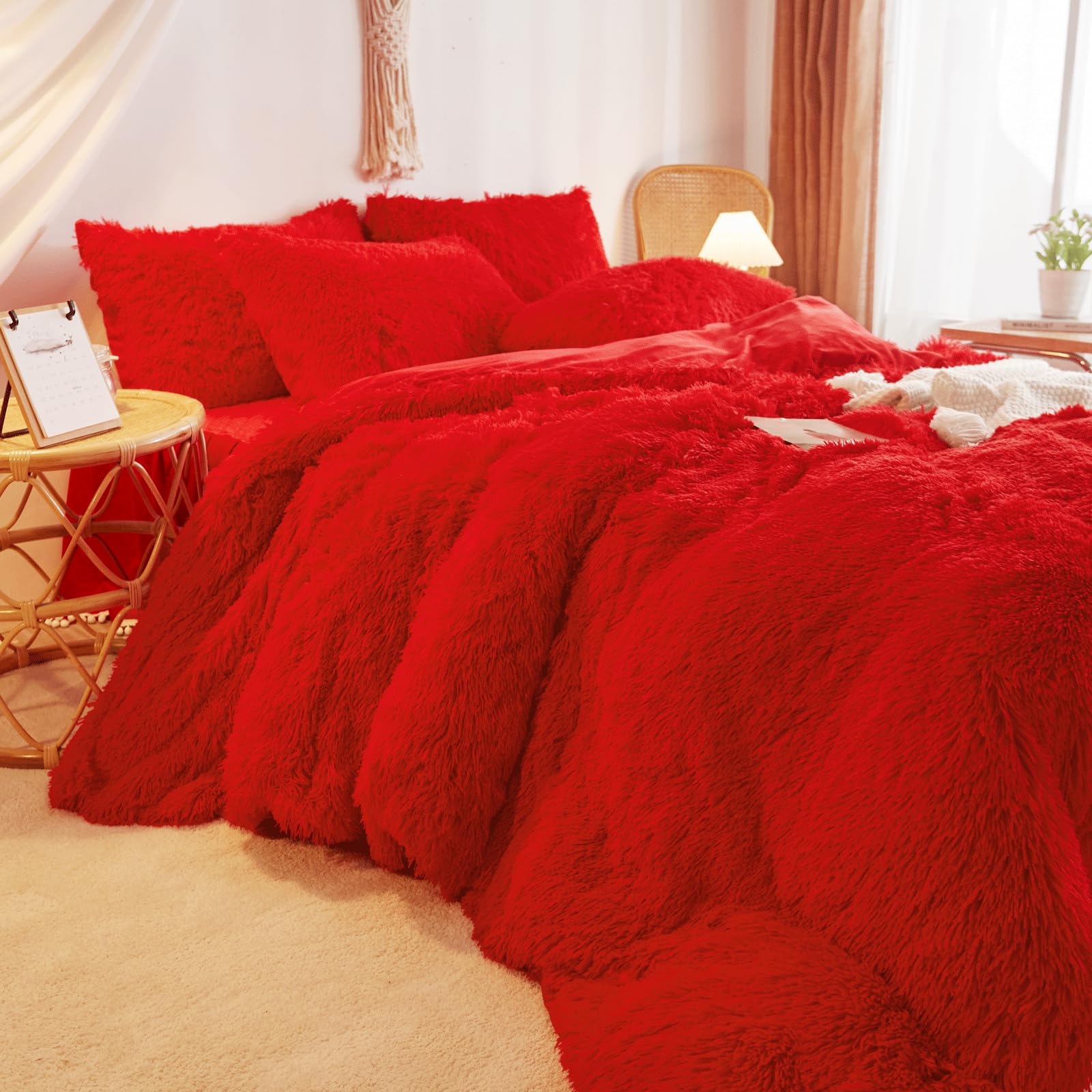 Fluffy Red Comforter Cover Set Queen Size - Plush 3-Piece Bedding Set (1 Faux Fur Duvet Cover + 2 Fuzzy Pillowcases) - Ultra Soft Red Bed Set for Cozy Winter Nights - Perfect for Master Bedroom & Guest Room Decor