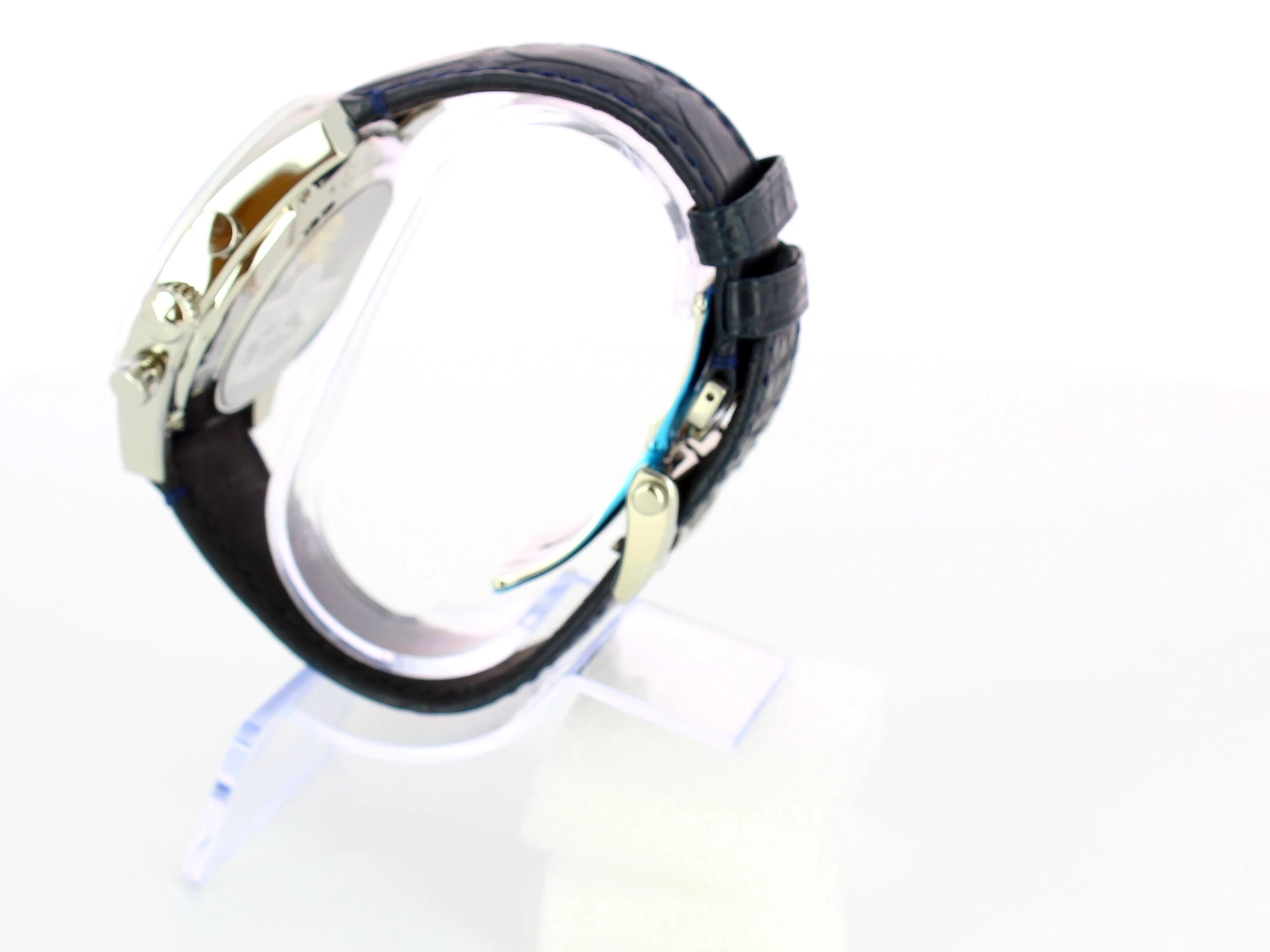 Original Title: 03.2040.4061/52.C700   Optimized Title: High-Quality Watch Strap 03.2040.4061/52.C700 - Durable & Stylish Replacement Band for Watches - Perfect for Daily Wear, Business, and Special Occasions