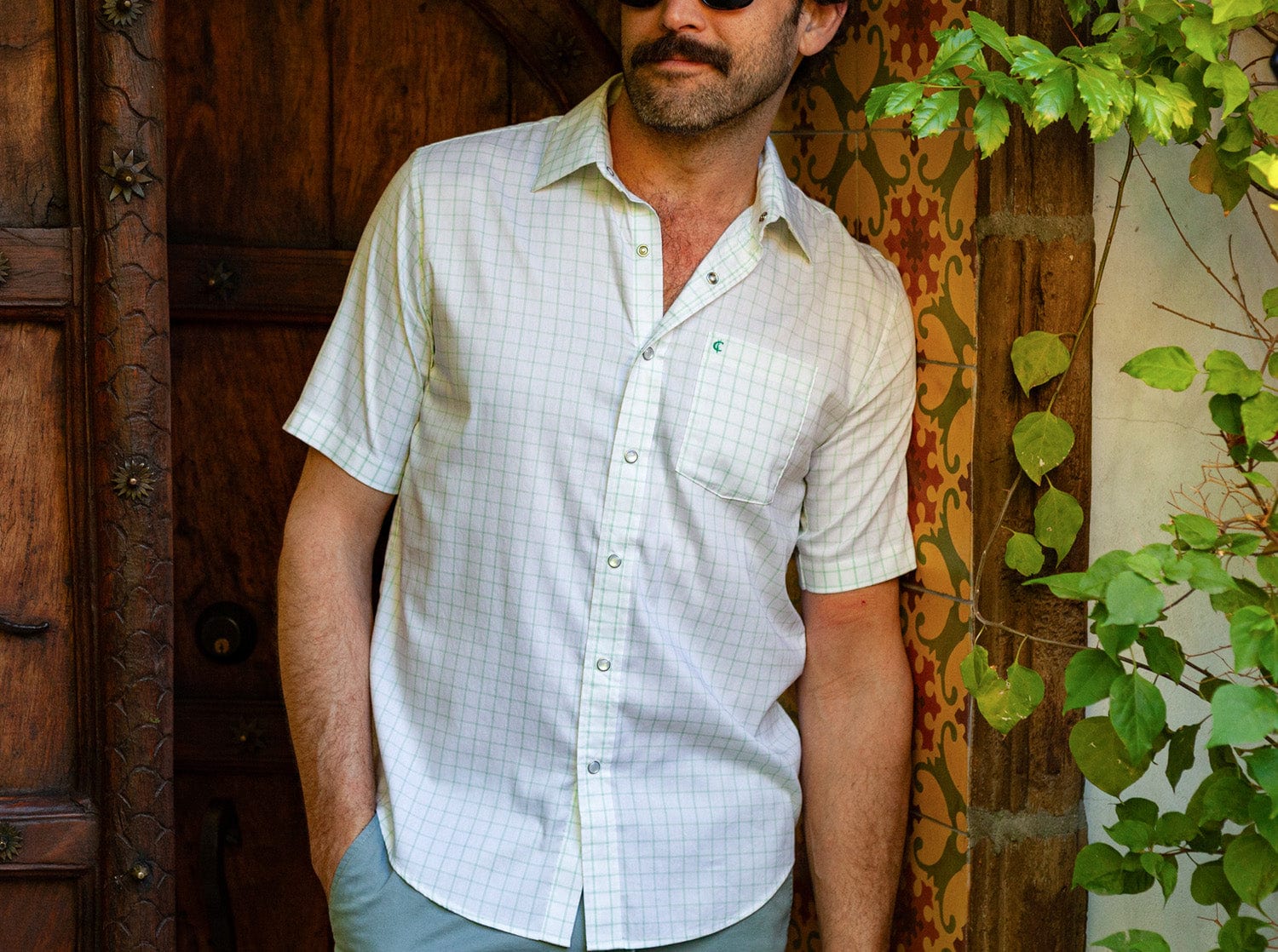 Men's Short Sleeve Performance Pearl Snap Shirt - Windowpane Pattern White - Perfect for Casual Wear, Outdoor Activities & Western Style Fashion