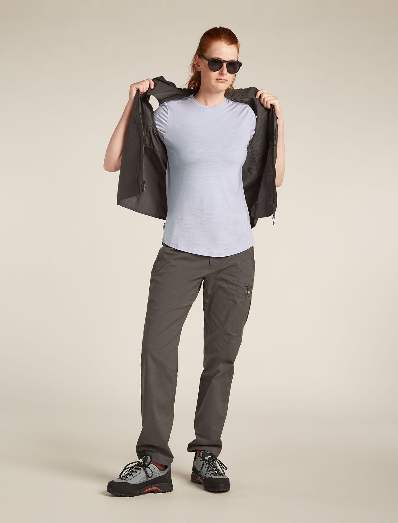 Icebreaker Sphere III SS Tee Women's - Merino Wool Short Sleeve Shirt for Hiking, Travel & Outdoor Activities
