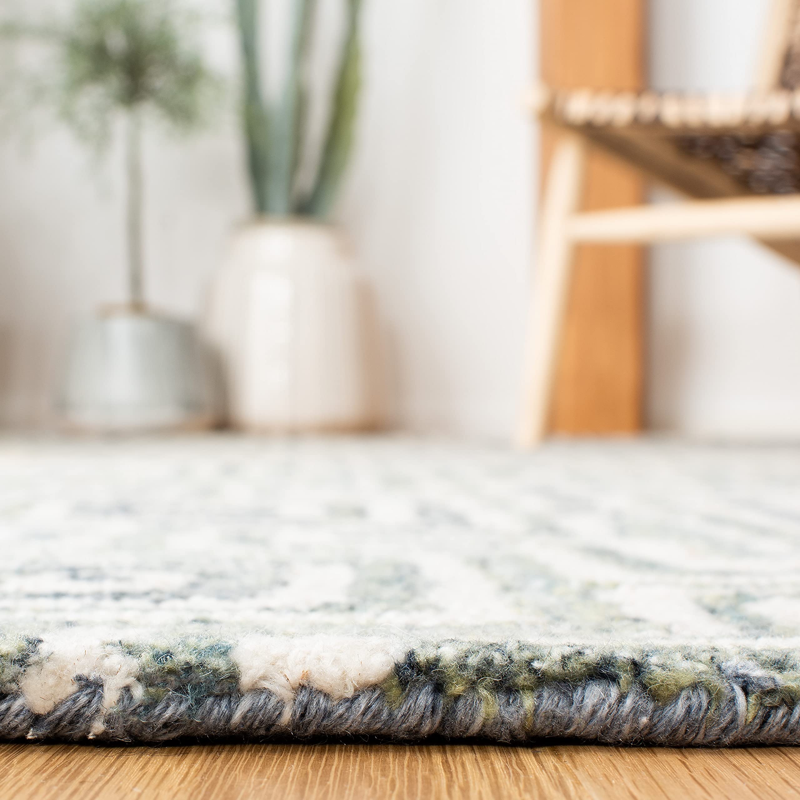 SAFAVIEH Marquee Collection 6'x6' Square Ivory Blue Area Rug MRQ113A - Handmade Non-Shedding Living Room Dining Bedroom Rug for Home Decor