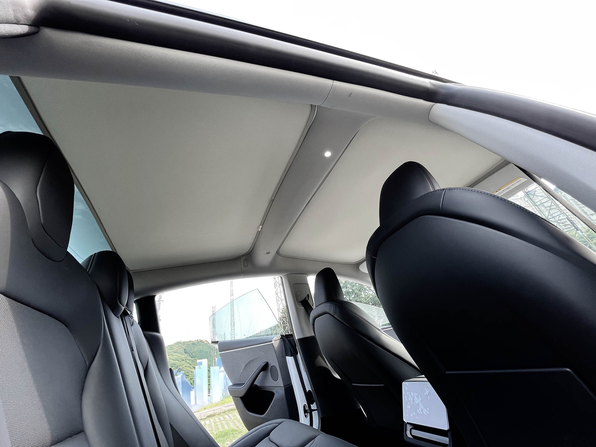 2024+ Tesla Model 3 Highland Sunroof Sunshade - UV Protection & Heat Reduction Car Accessories for Summer Driving Comfort