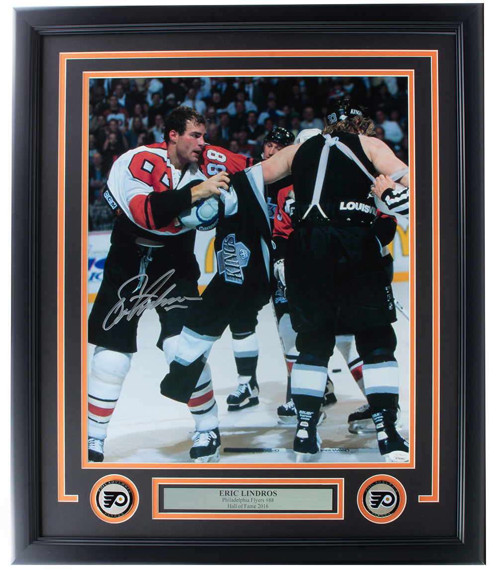Authentic Eric Lindros Signed Framed Philadelphia Flyers 16x20 Fight Photo with JSA COA - Perfect for Hockey Memorabilia Collections and Man Cave Decor